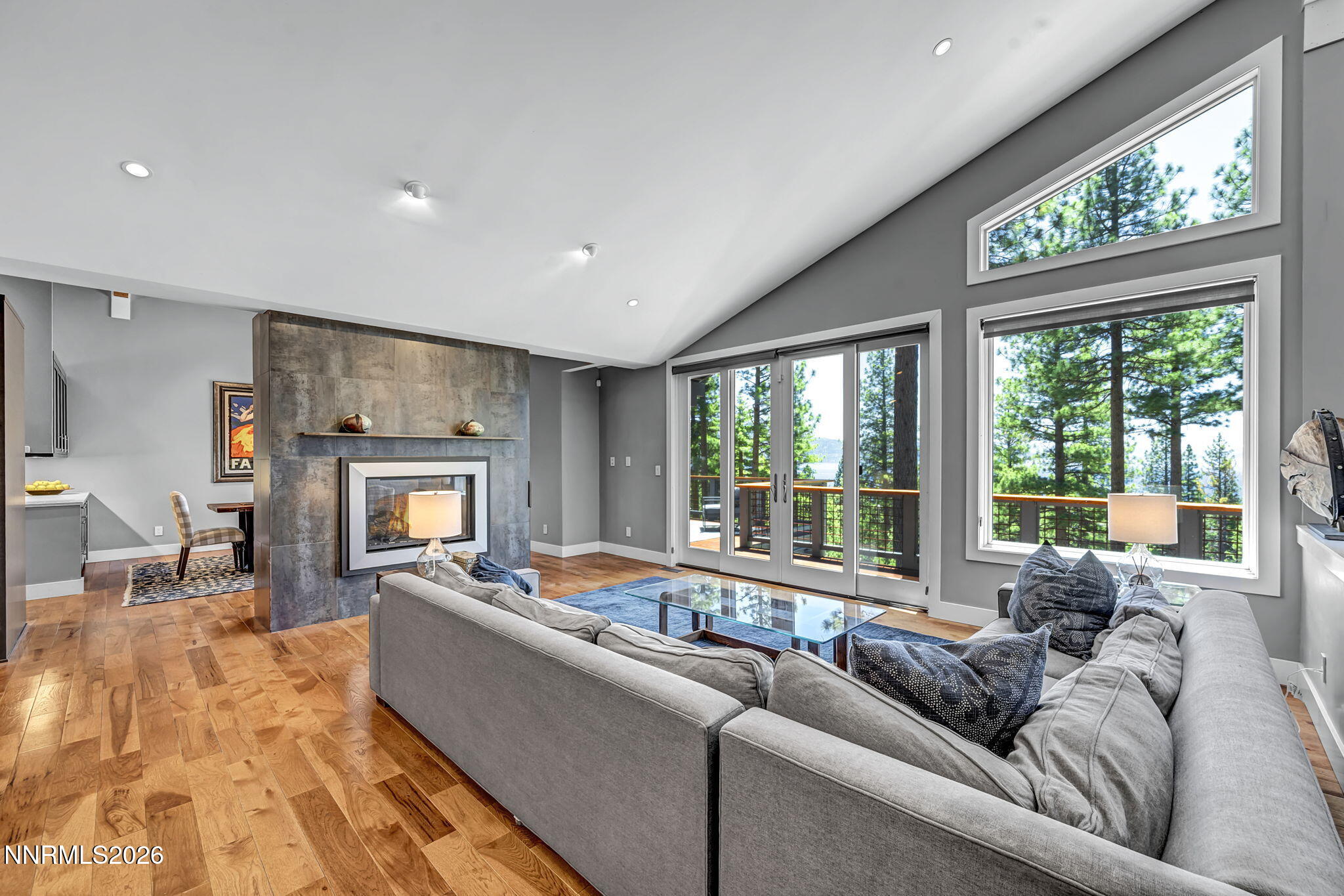 87-web-or-mls-615-woodridge-cir