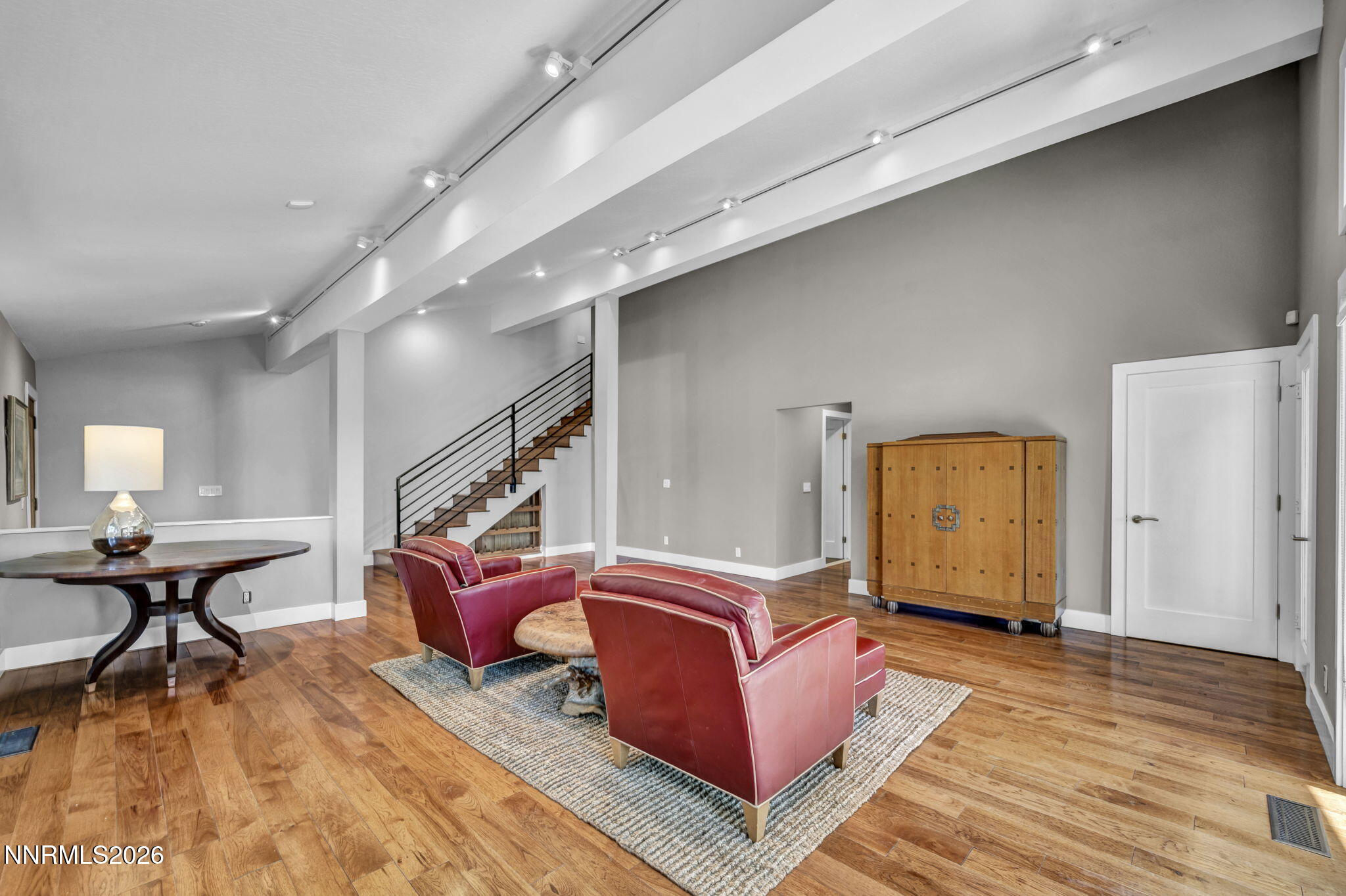 107-web-or-mls-615-woodridge-cir