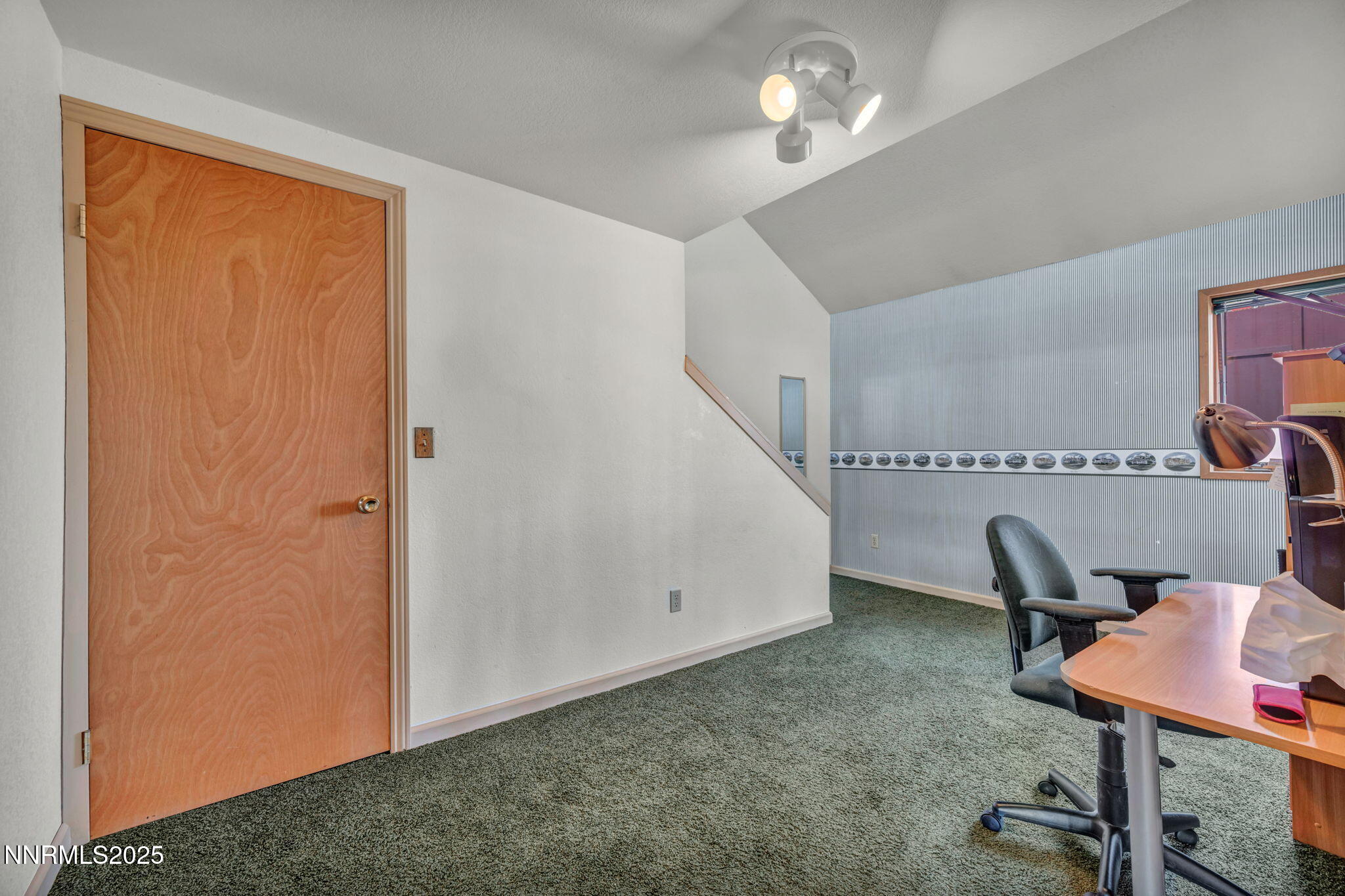 83-web-or-mls-16110-mt-rose-hwy