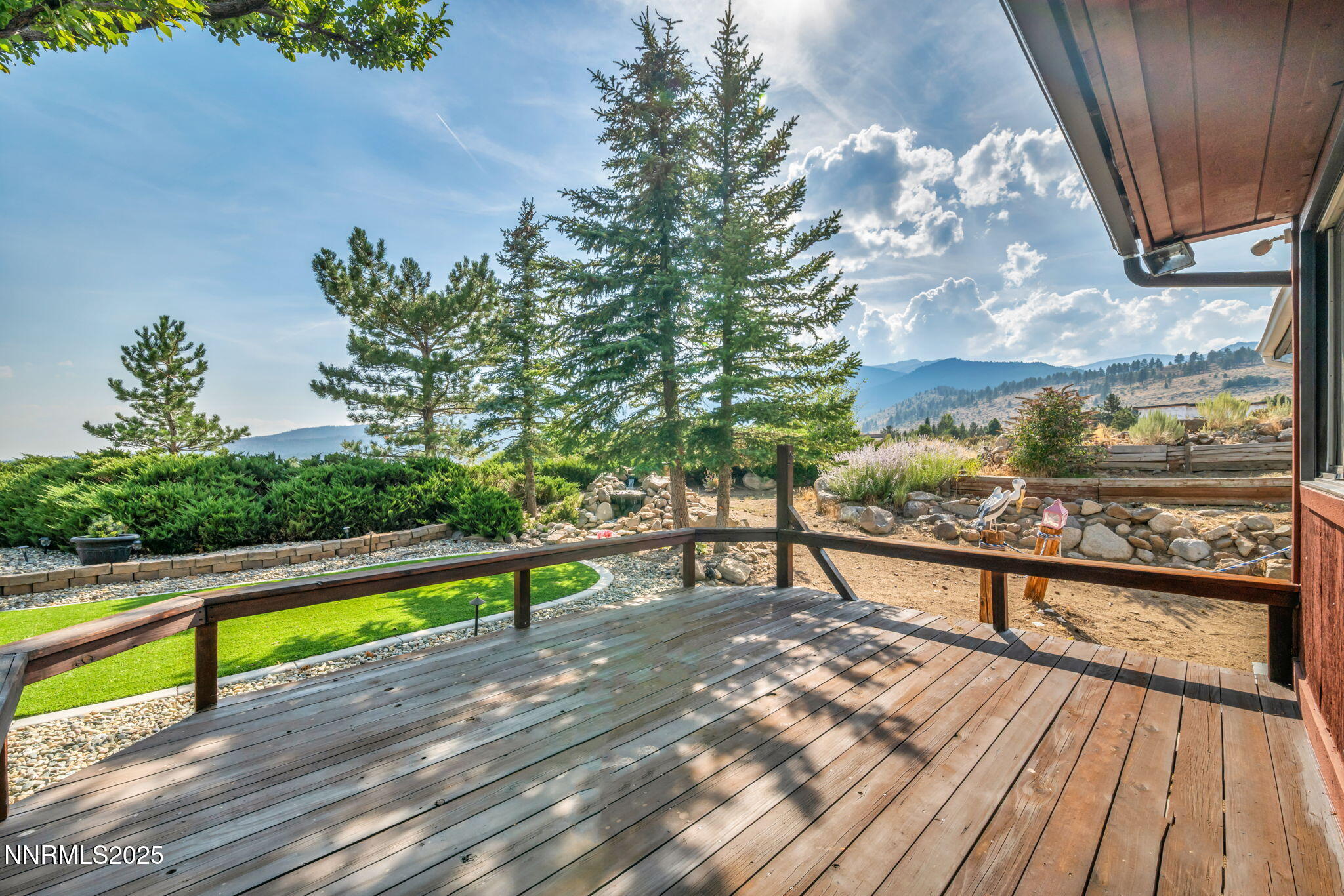 19-web-or-mls-16110-mt-rose-hwy