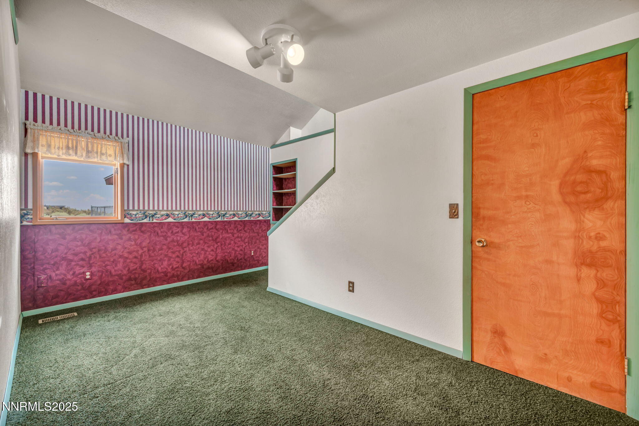 88-web-or-mls-16110-mt-rose-hwy