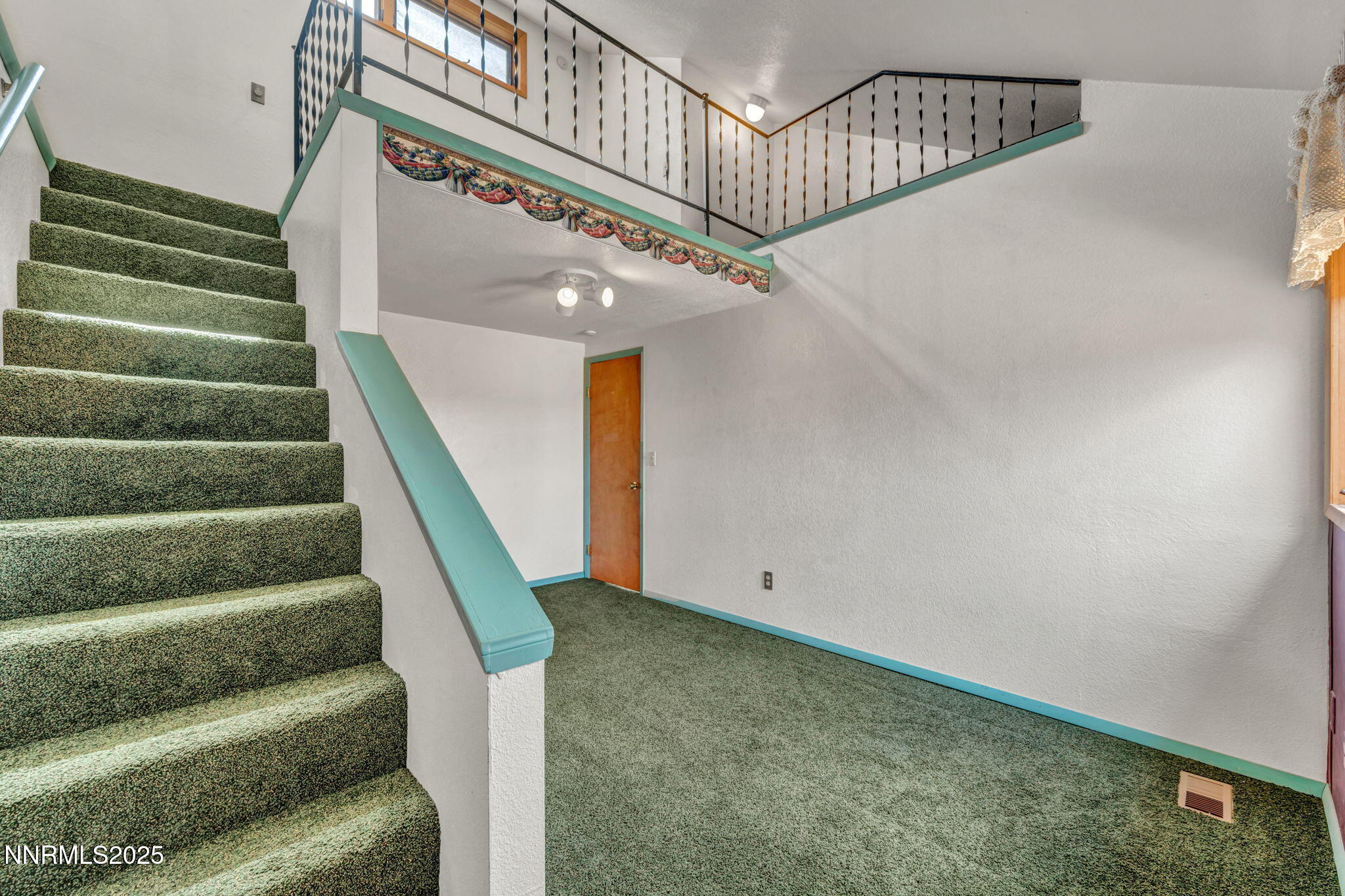 89-web-or-mls-16110-mt-rose-hwy