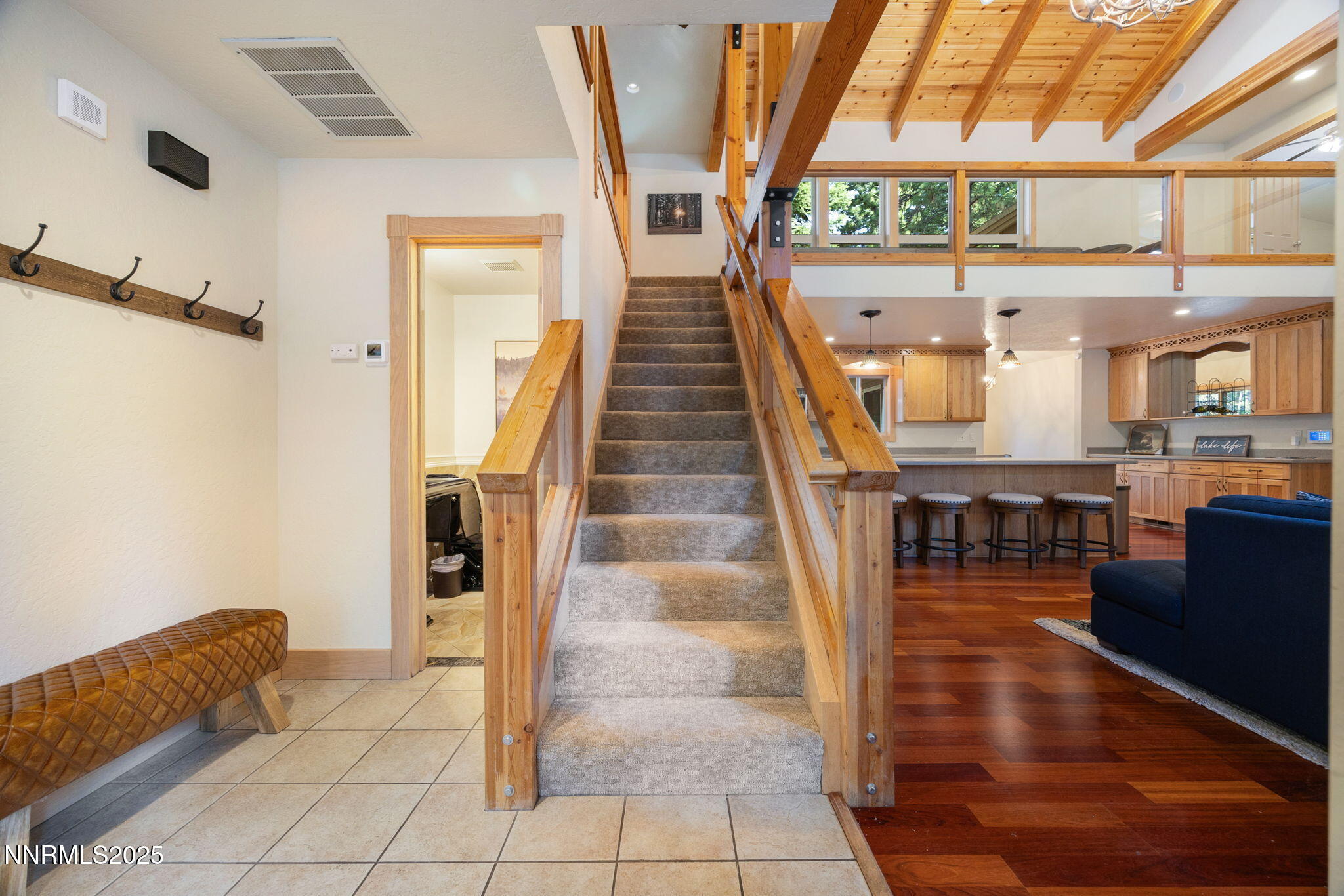 8-web-or-mls-734 Martis Peak-3