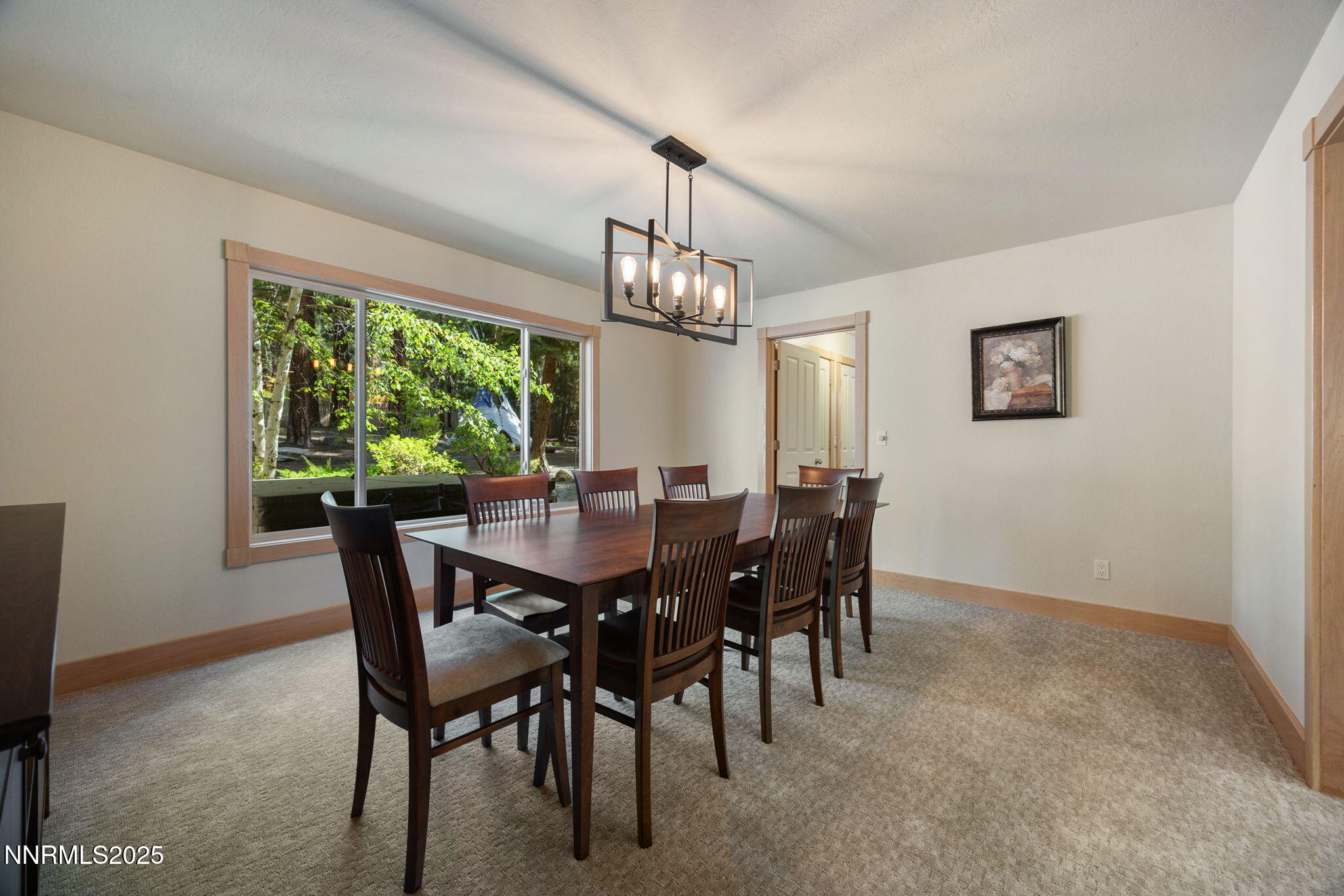 4-web-or-mls-734 Martis Peak-9