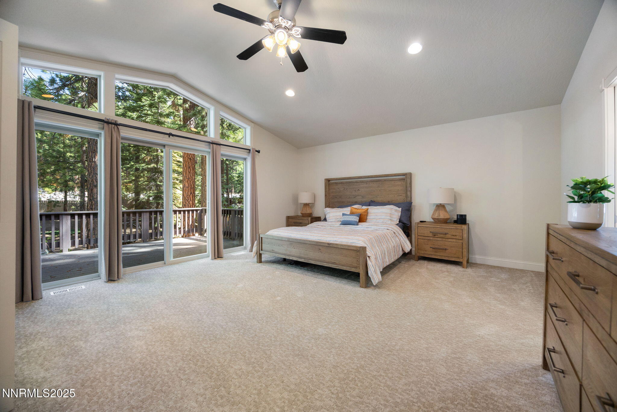 31-web-or-mls-734 Martis Peak-33