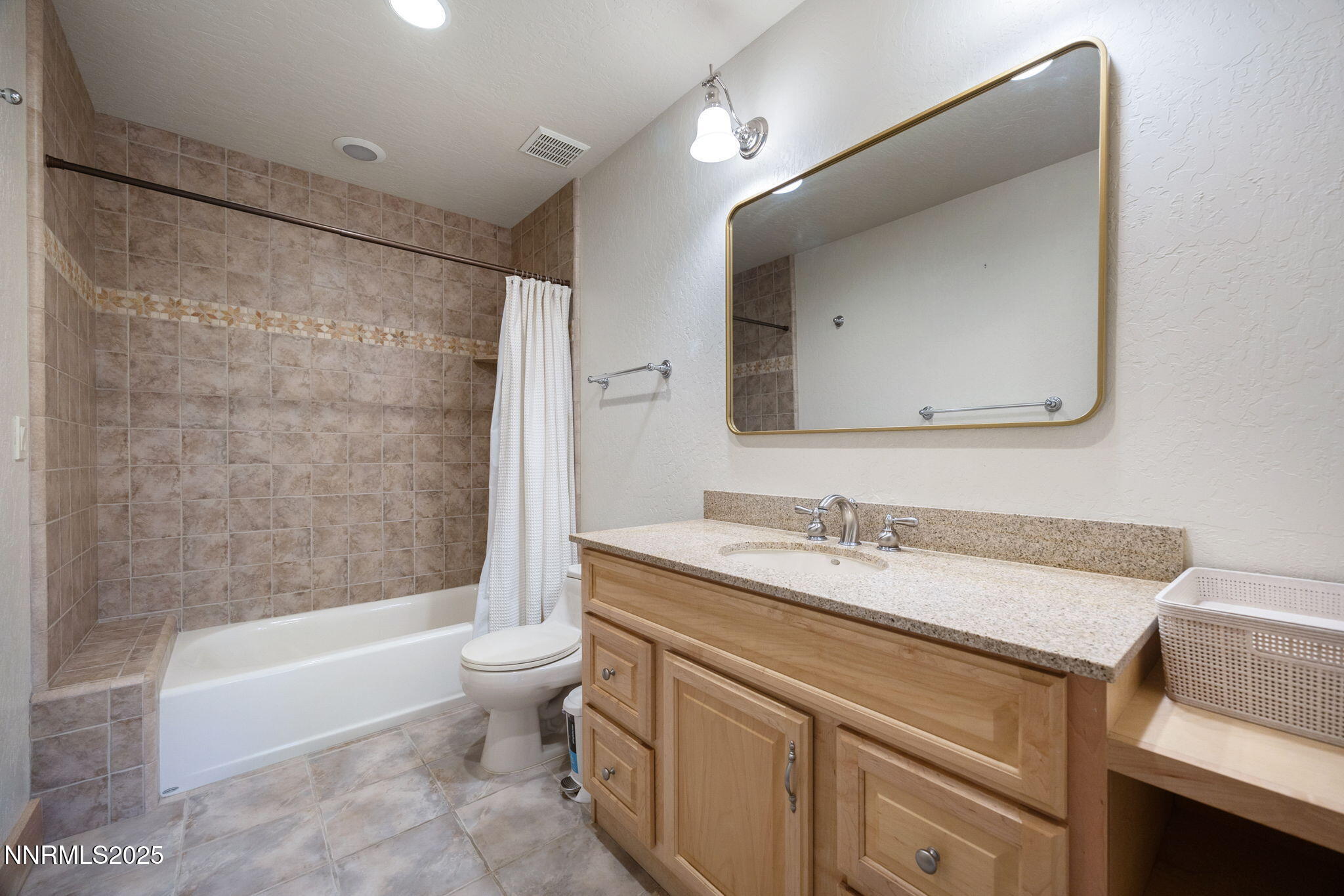 47-web-or-mls-734 Martis Peak-44