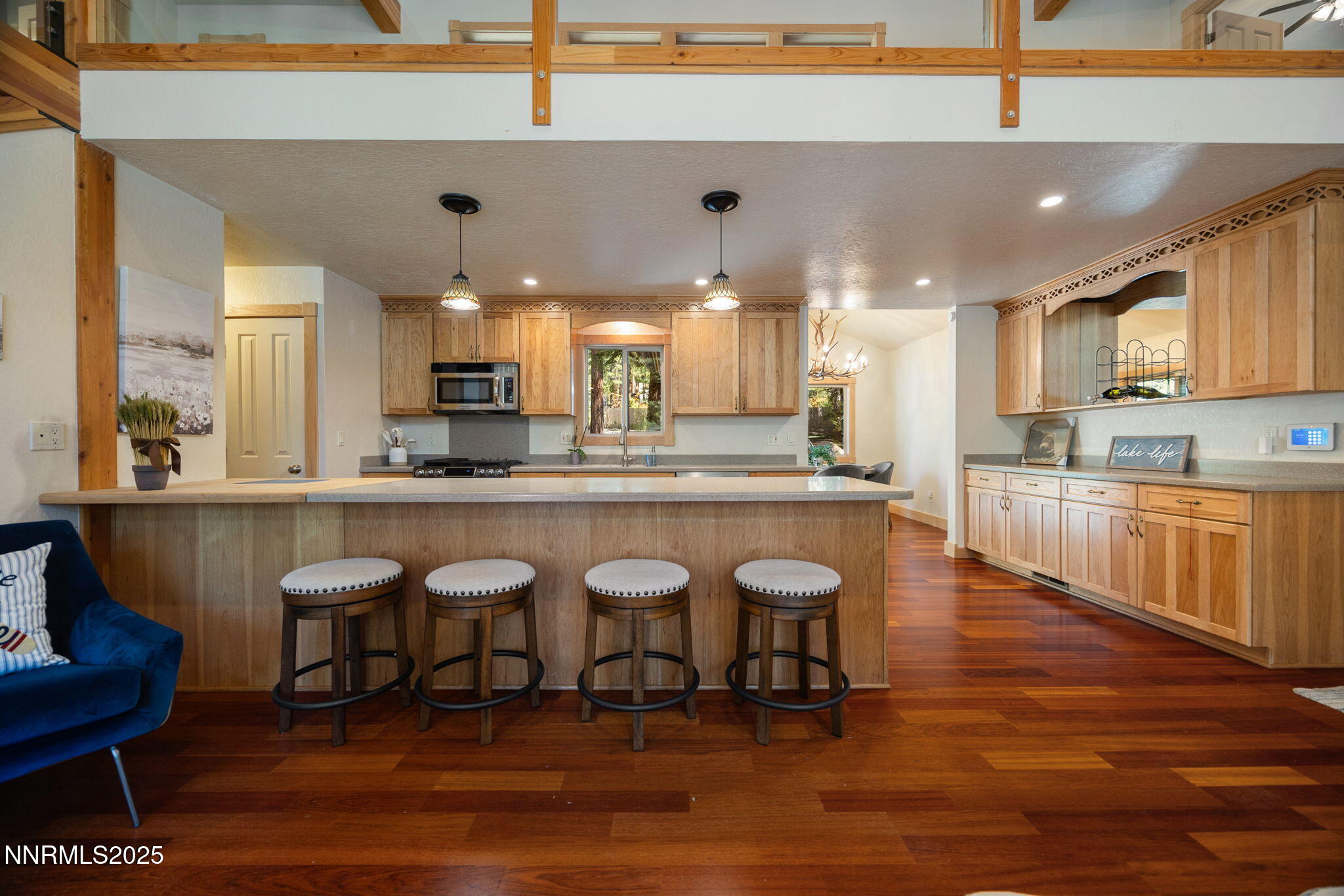 21-web-or-mls-734 Martis Peak-21