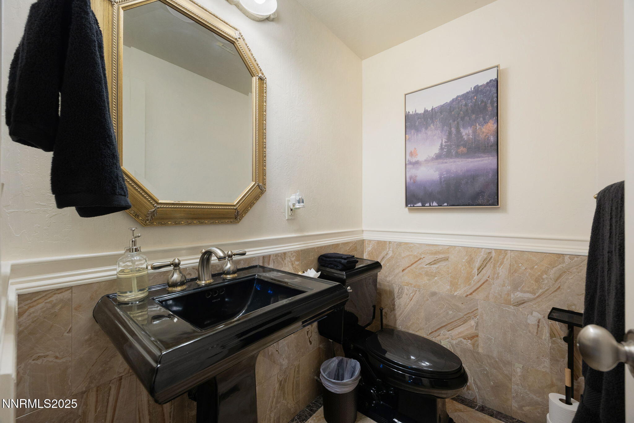 63-web-or-mls-734 Martis Peak