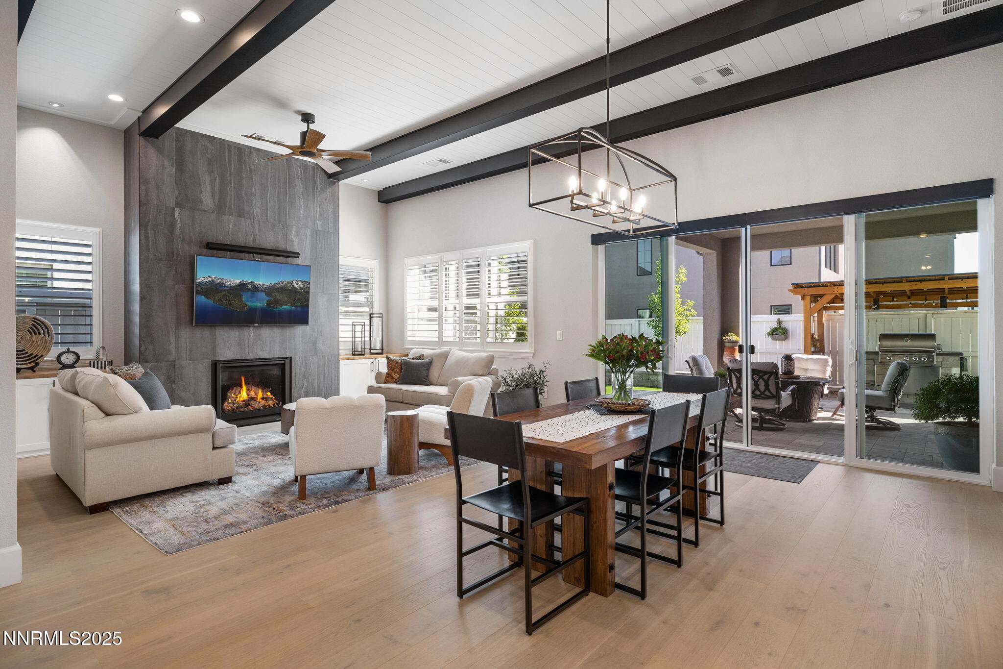 25-web-or-mls-5518 Dapplegray_-15