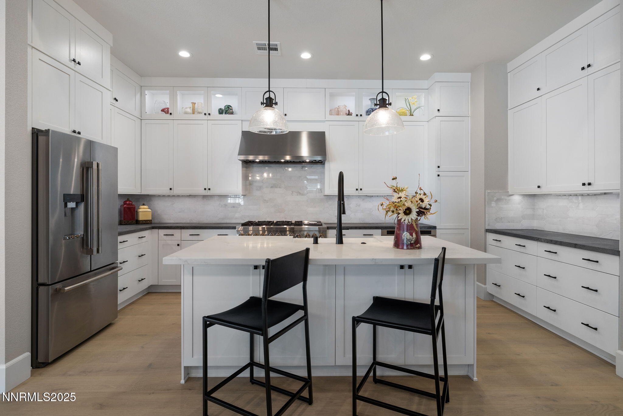 21-web-or-mls-5518 Dapplegray_-11