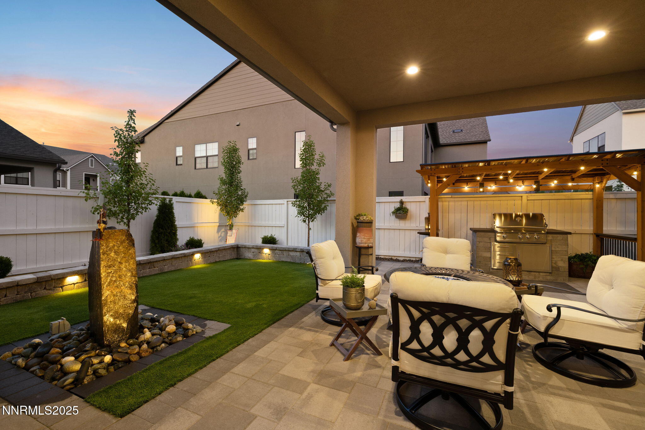 6-web-or-mls-5518 Dapplegray twilight-7