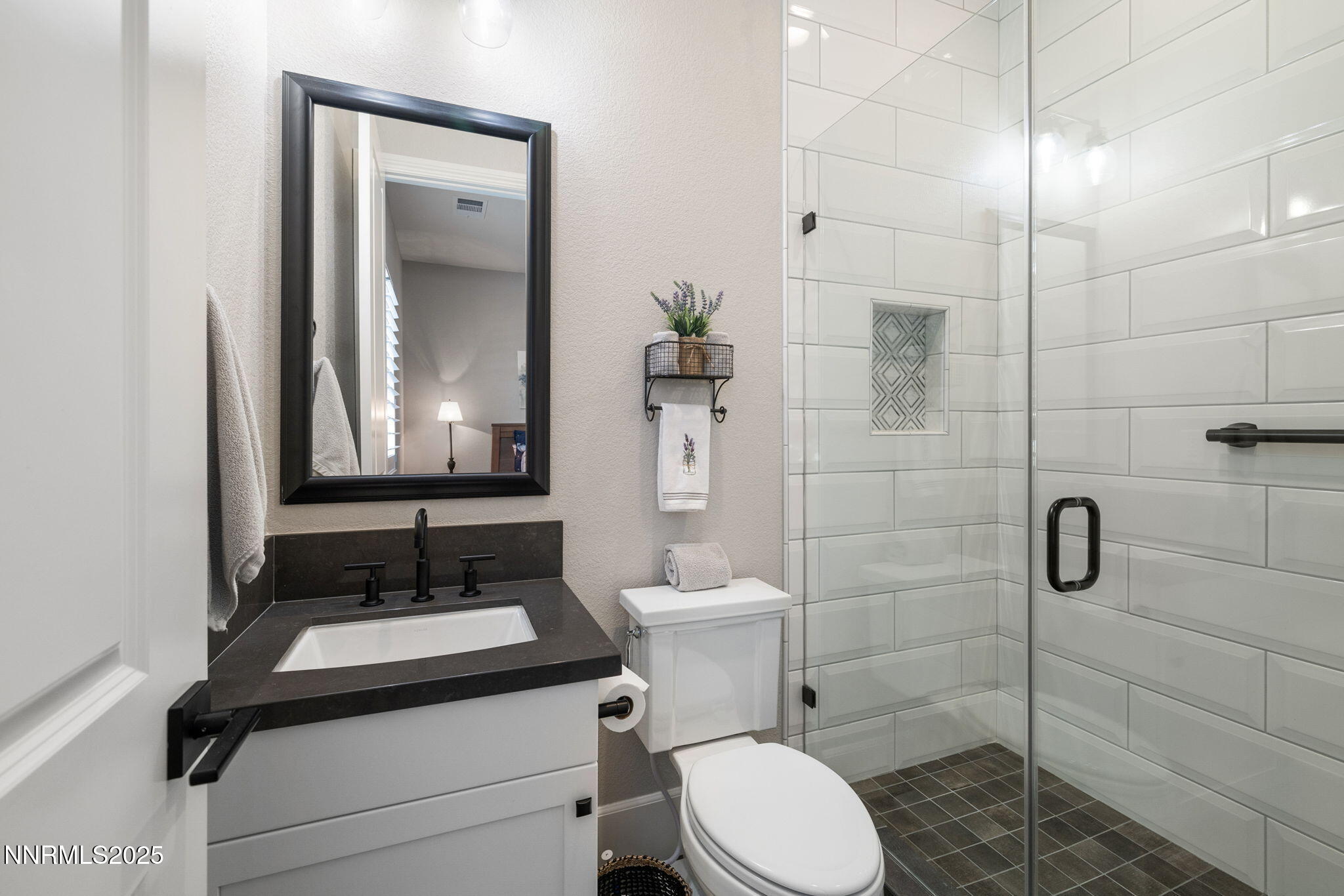 18-web-or-mls-5518 Dapplegray_-8