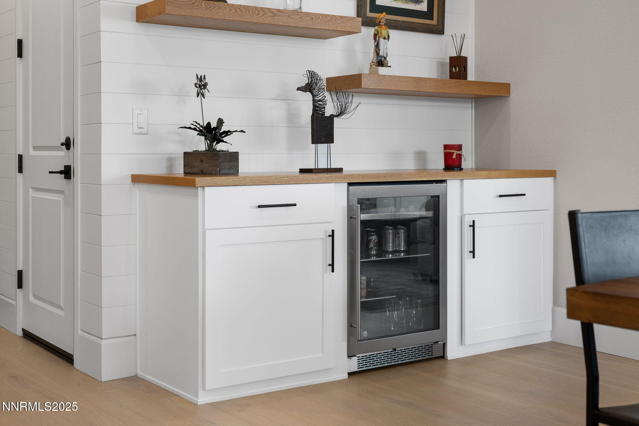 49-web-or-mls-5518 Dapplegray_-39