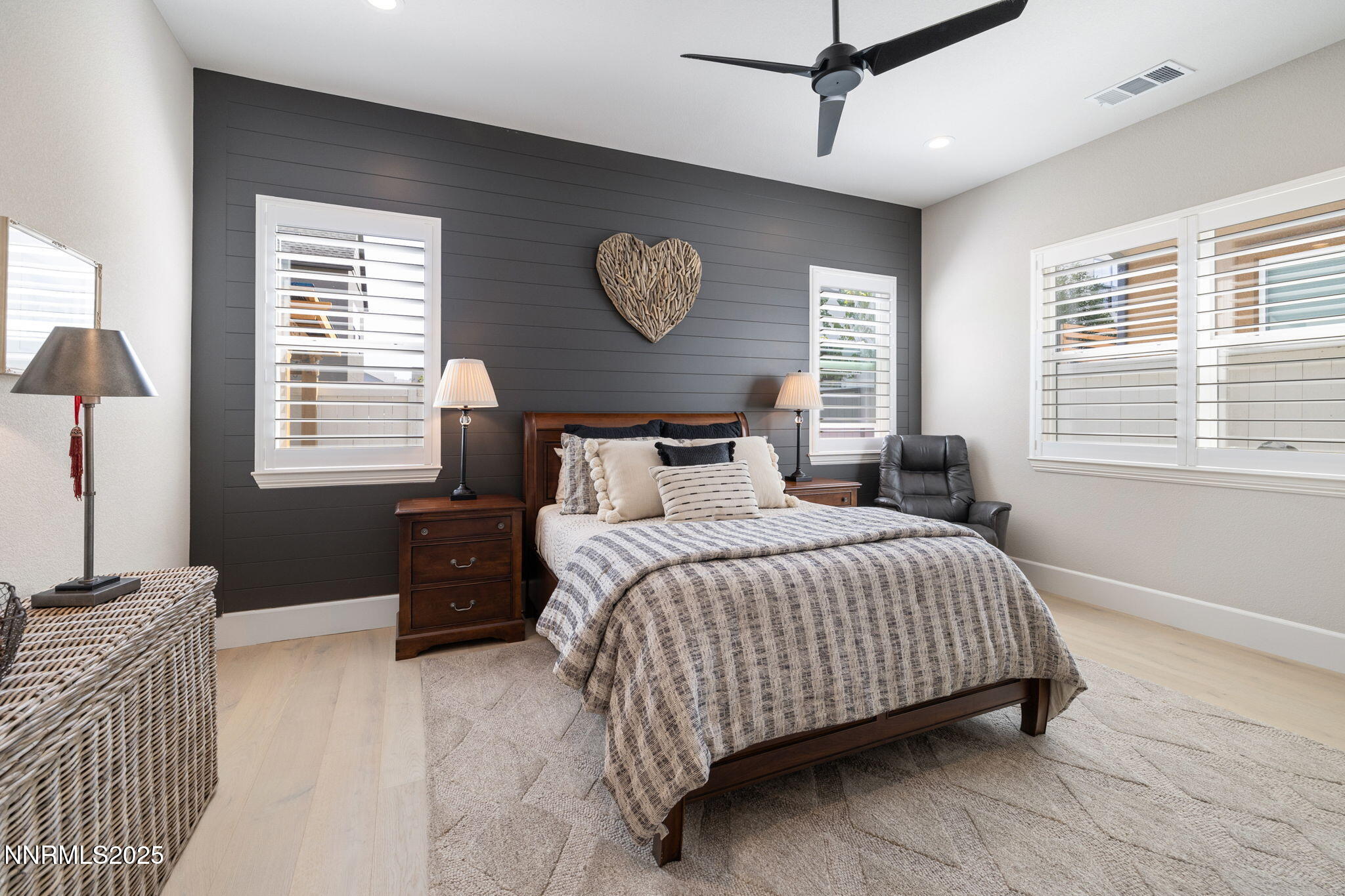 30-web-or-mls-5518 Dapplegray_-20