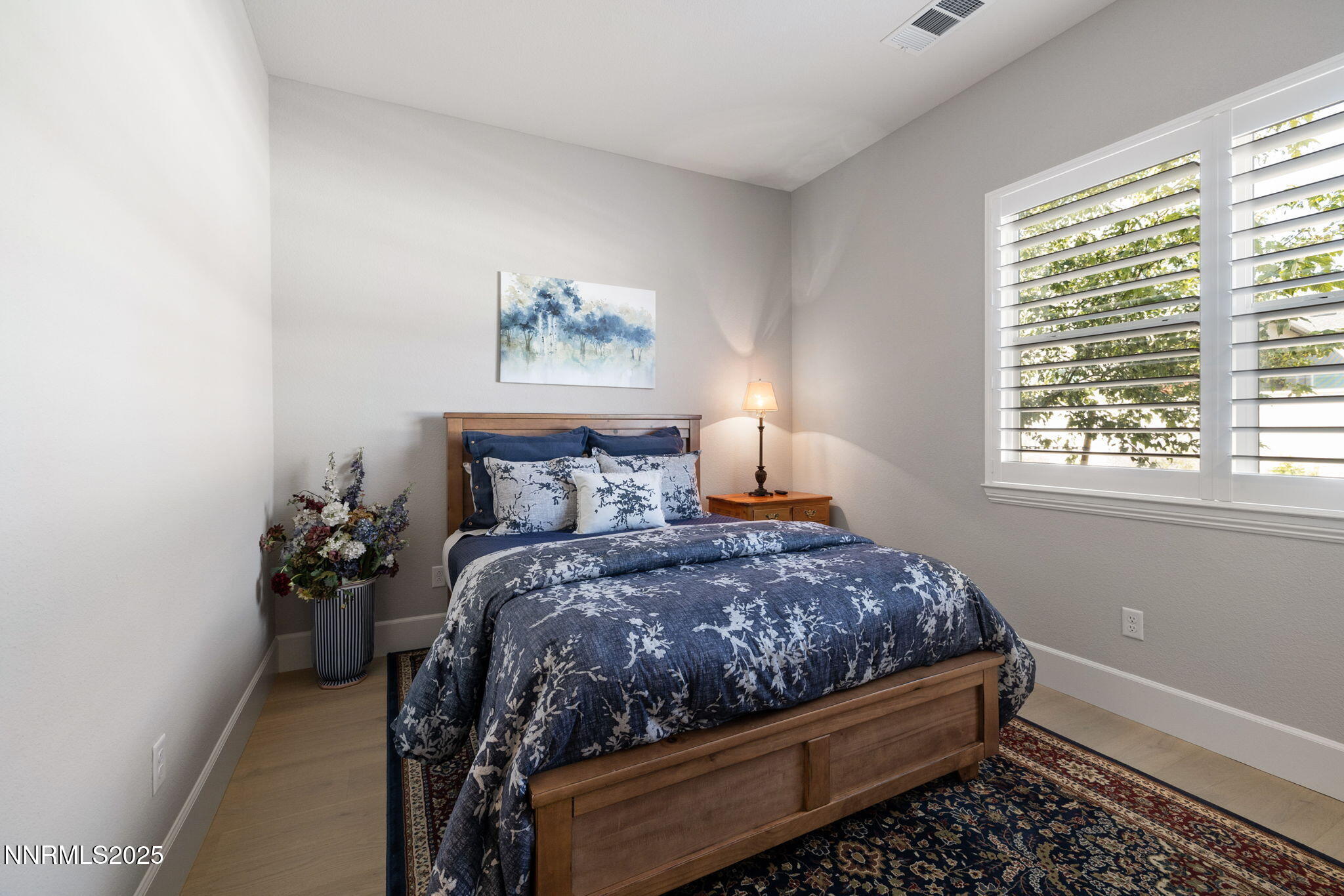 17-web-or-mls-5518 Dapplegray_-7