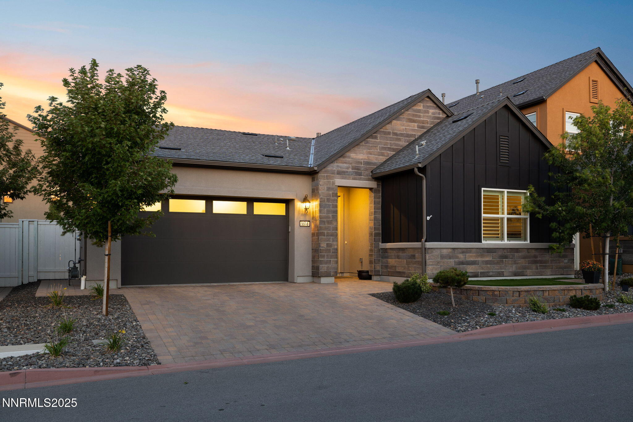 9-web-or-mls-5518 Dapplegray twilight-10