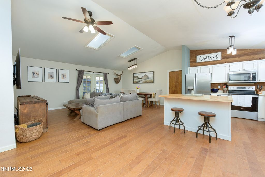 Photo of 624 Victoria Way, Gardnerville, NV 89460 (MLS # 260001252)