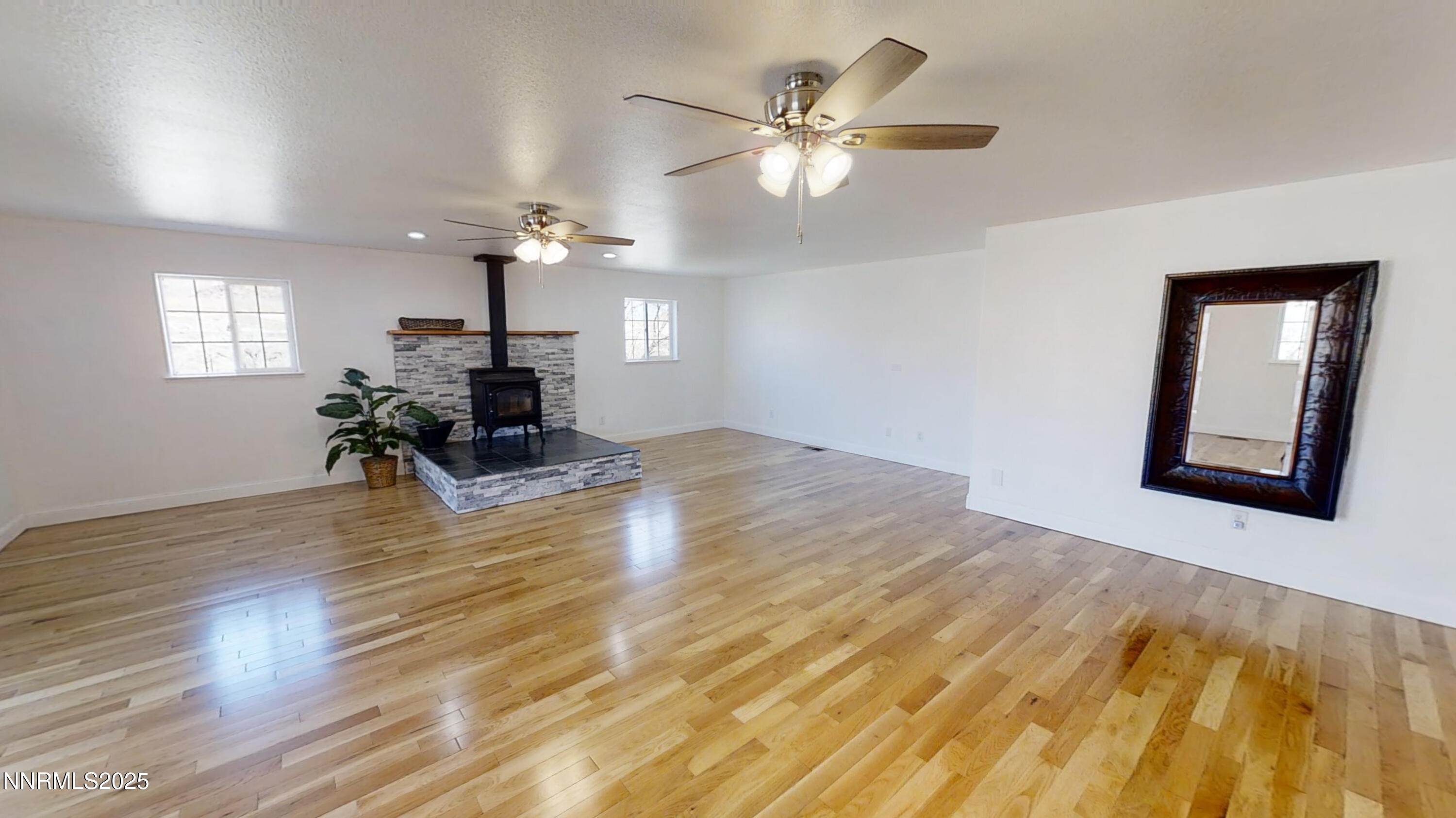 2307CanalRdSTANDARDRES33