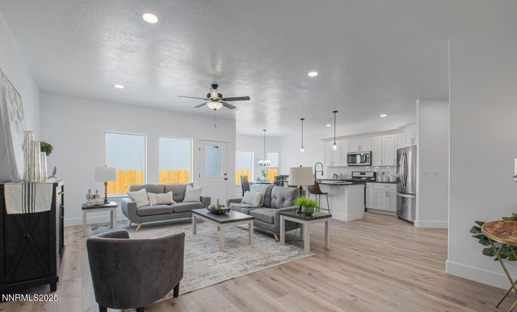 Photo of 625 Painted Sage Drive, Battle Mountain, NV 89820 (MLS # 250003368)