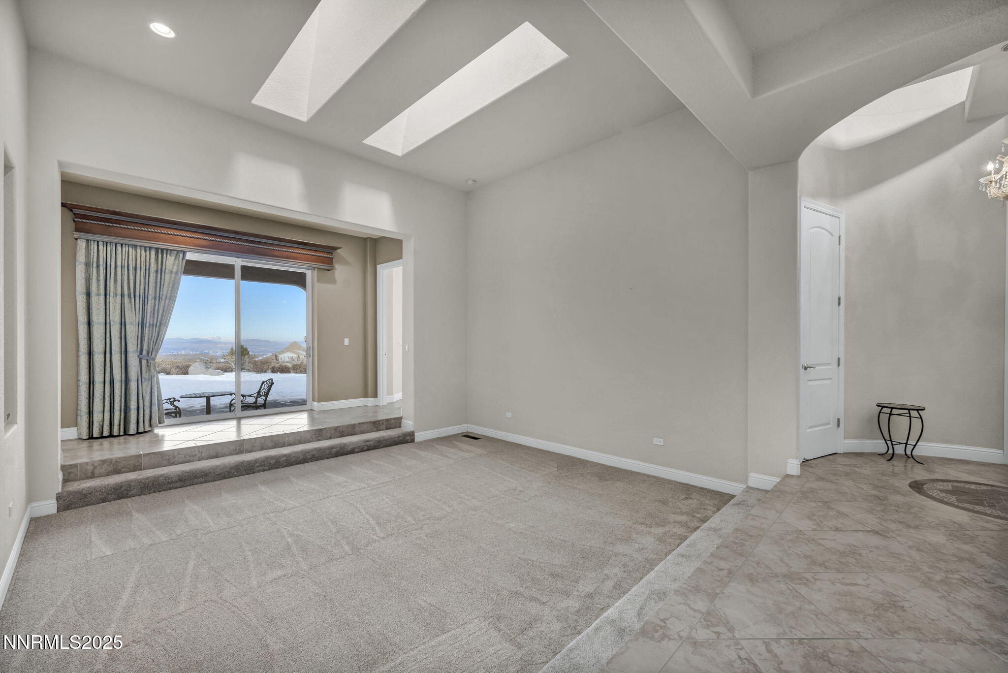 180-web-or-mls-10100-via-ponte