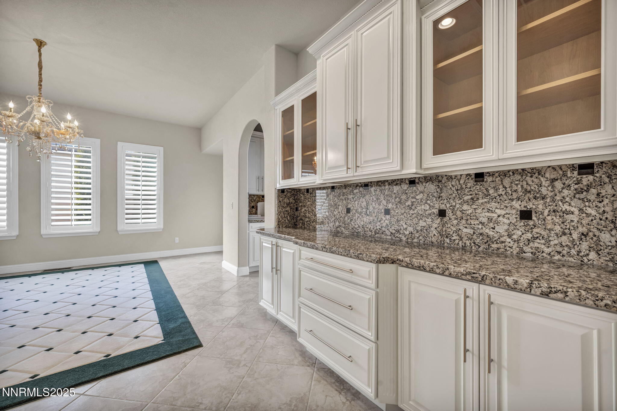 197-web-or-mls-10100-via-ponte