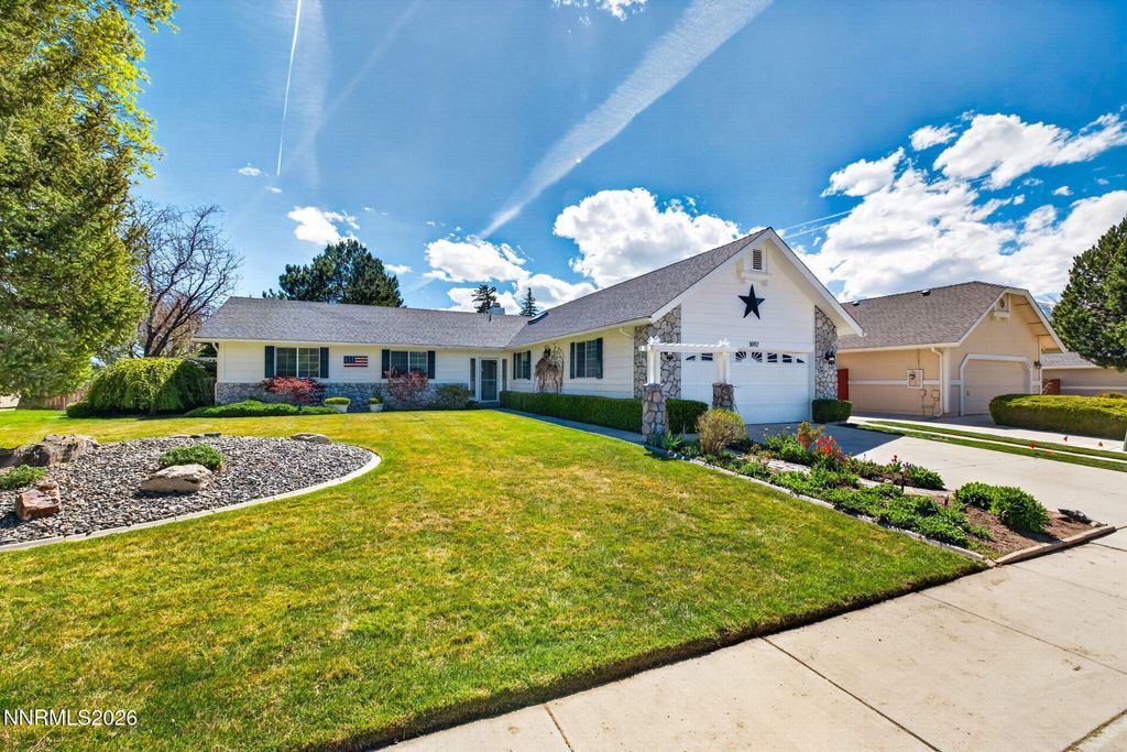 Photo of 1692 Lantana Drive, Minden, NV 89423 (MLS # 260004181)