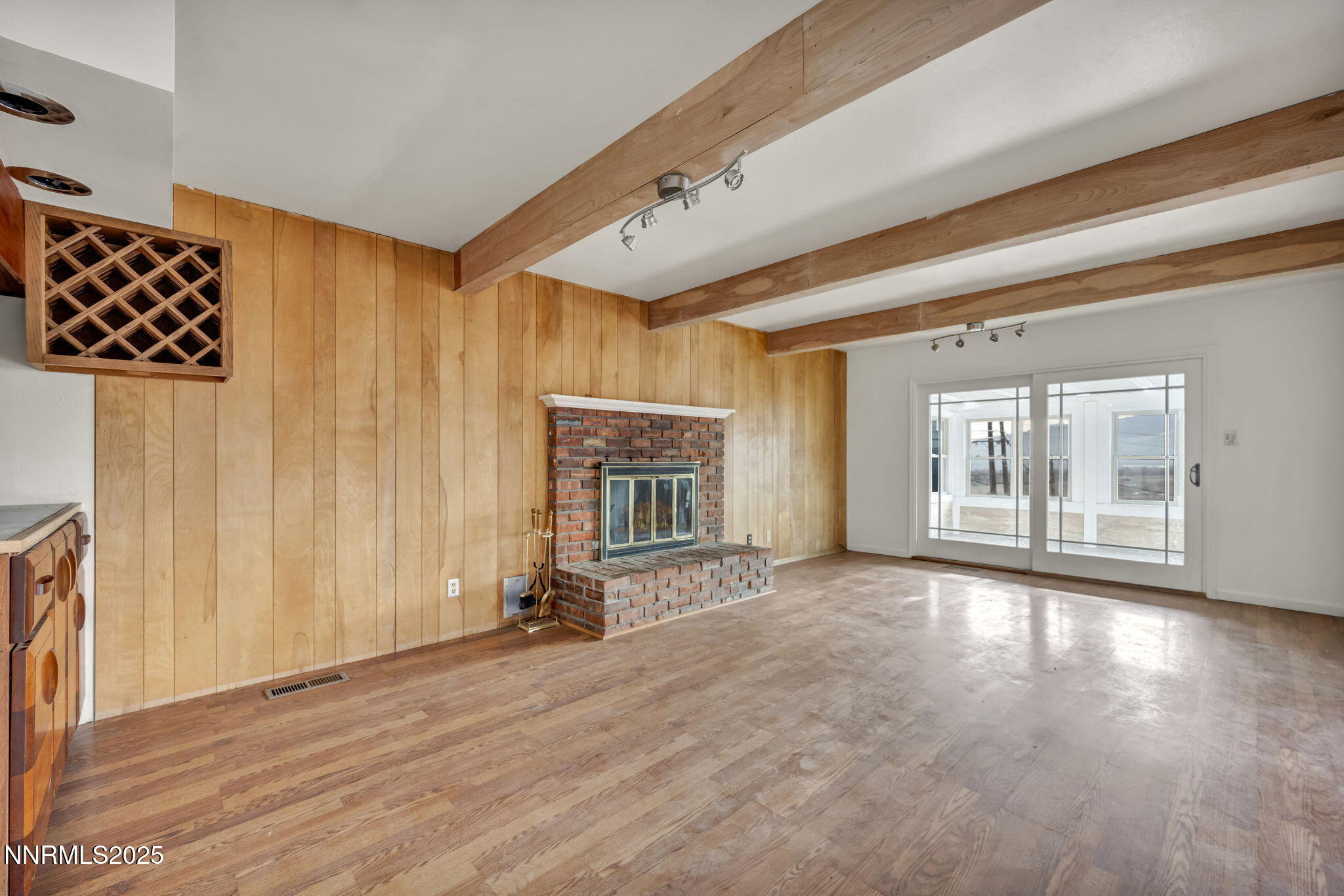 41-web-or-mls-3200-lodestar-ln