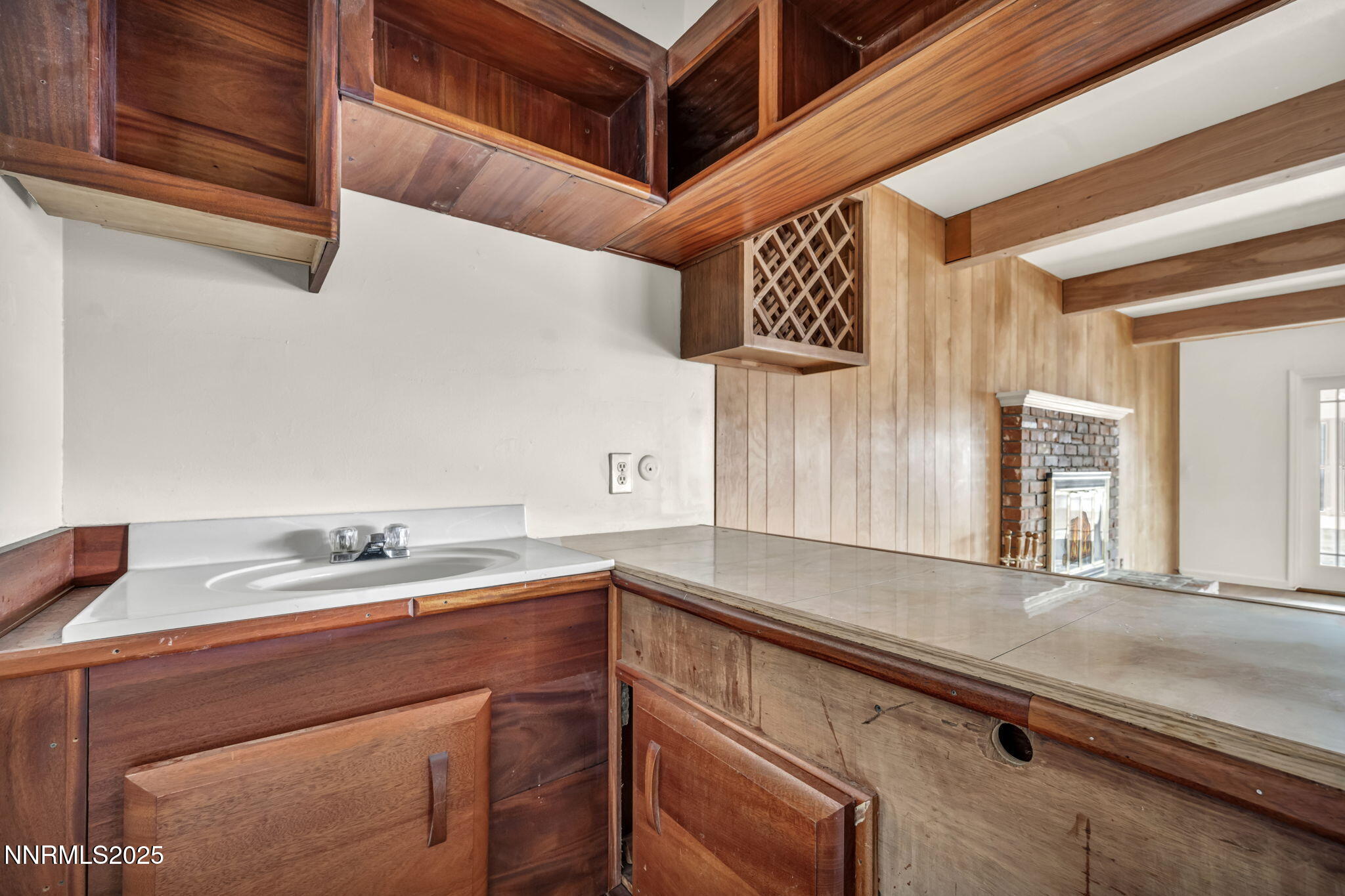 53-web-or-mls-3200-lodestar-ln