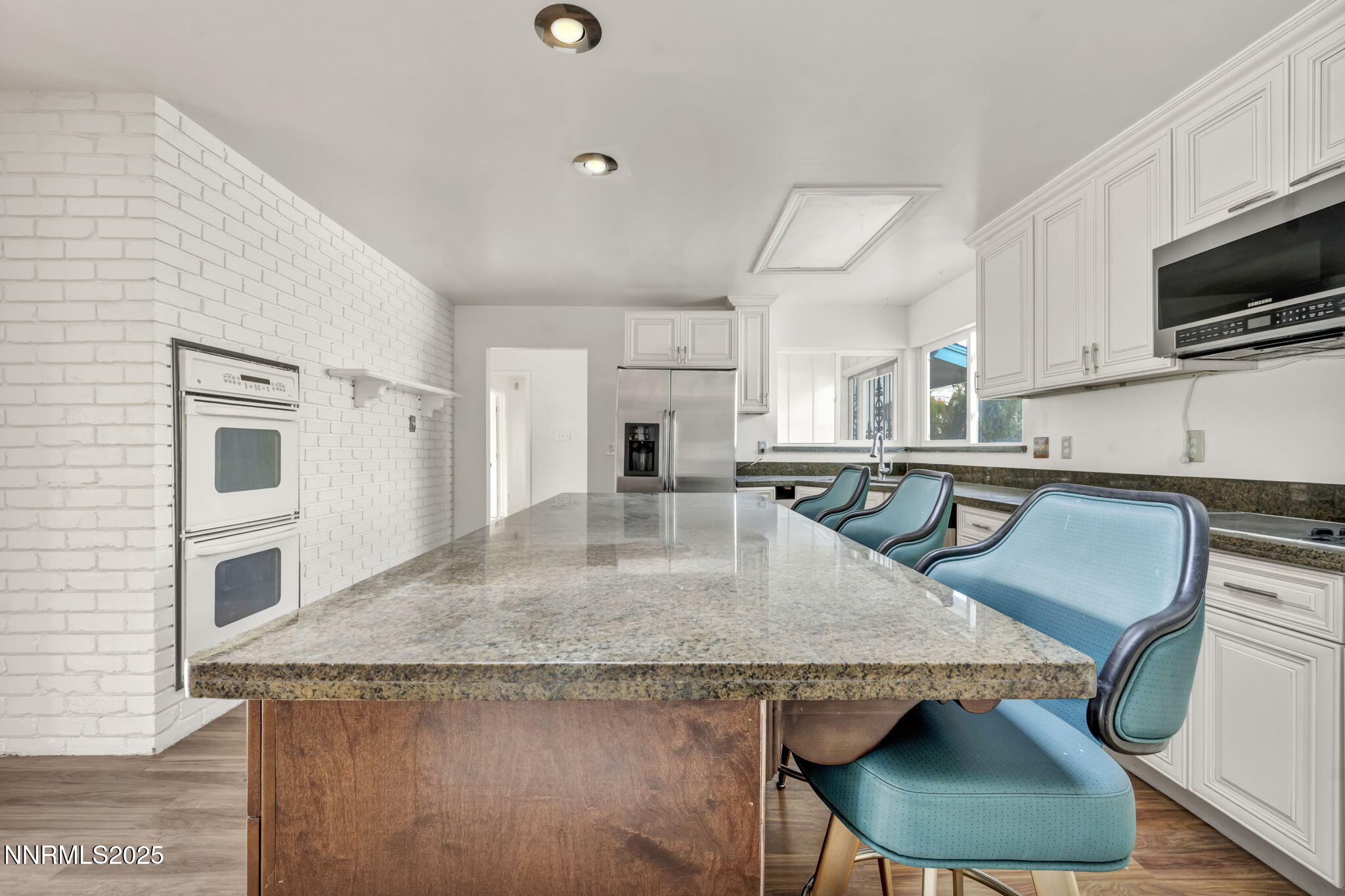 49-web-or-mls-3200-lodestar-ln