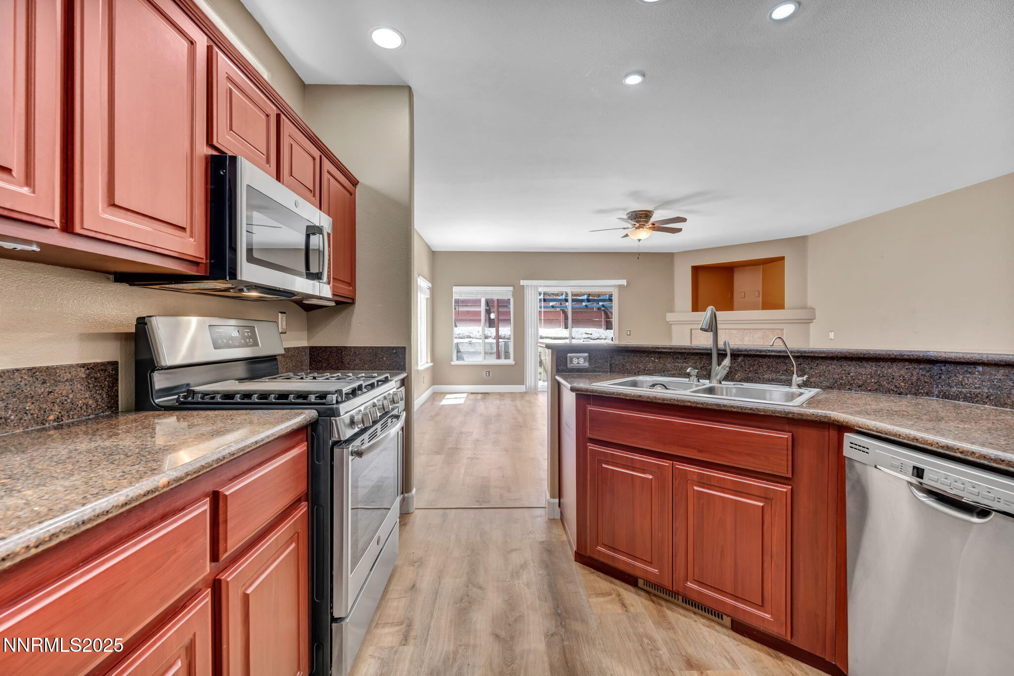 62-web-or-mls-965-aster-ln