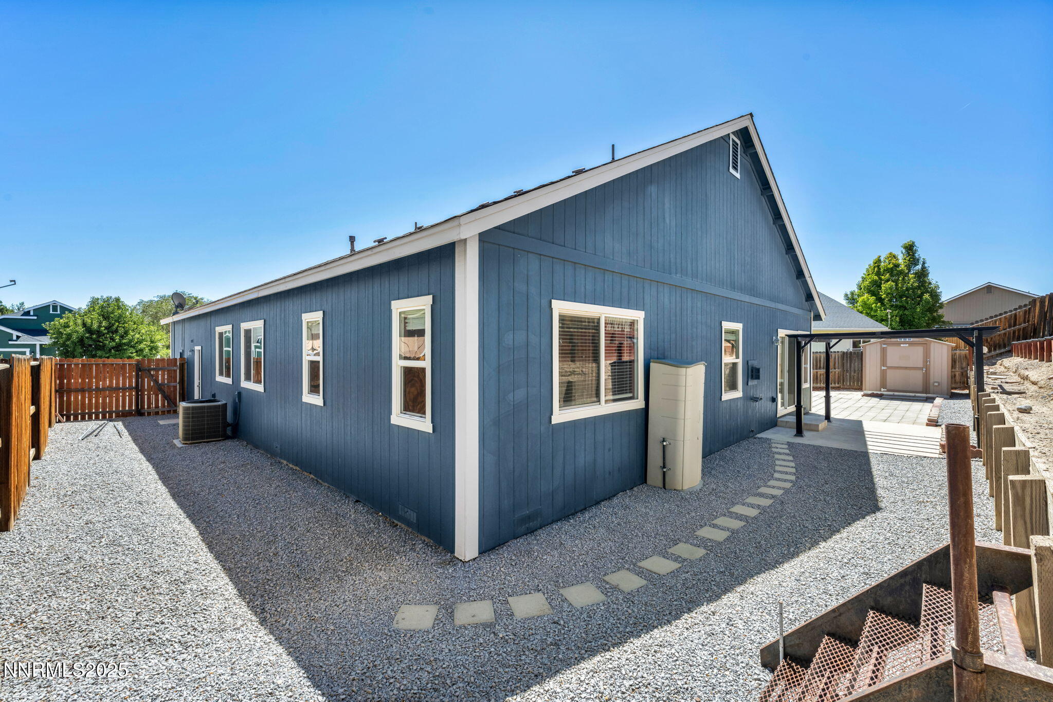 9-web-or-mls-965-aster-ln