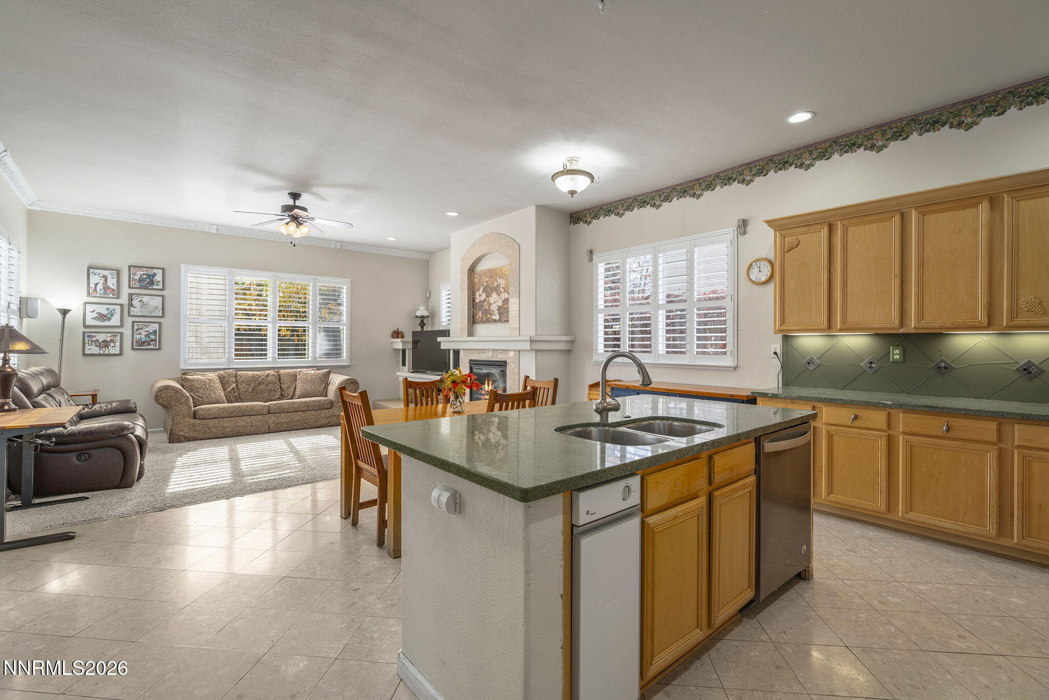 16-web-or-mls-_DSC9553