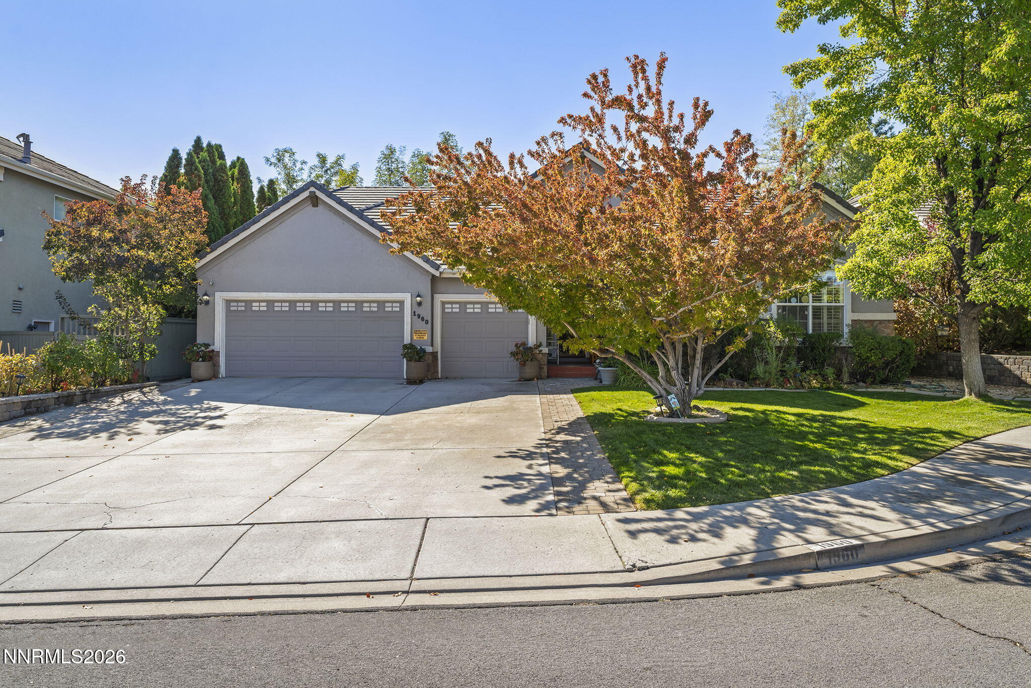 1-web-or-mls-_DSC4184