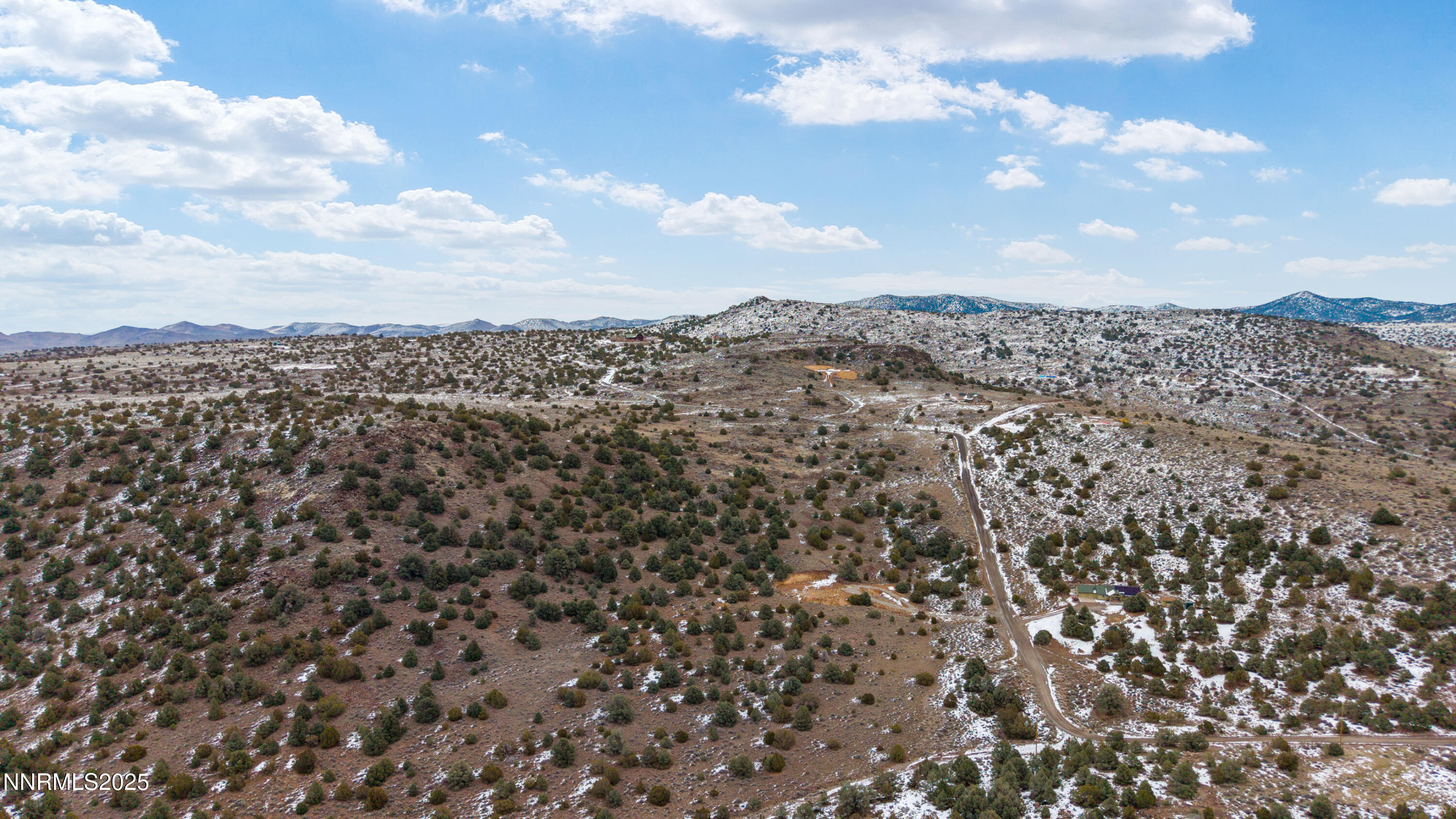 DJI_20251231123737_0906_D