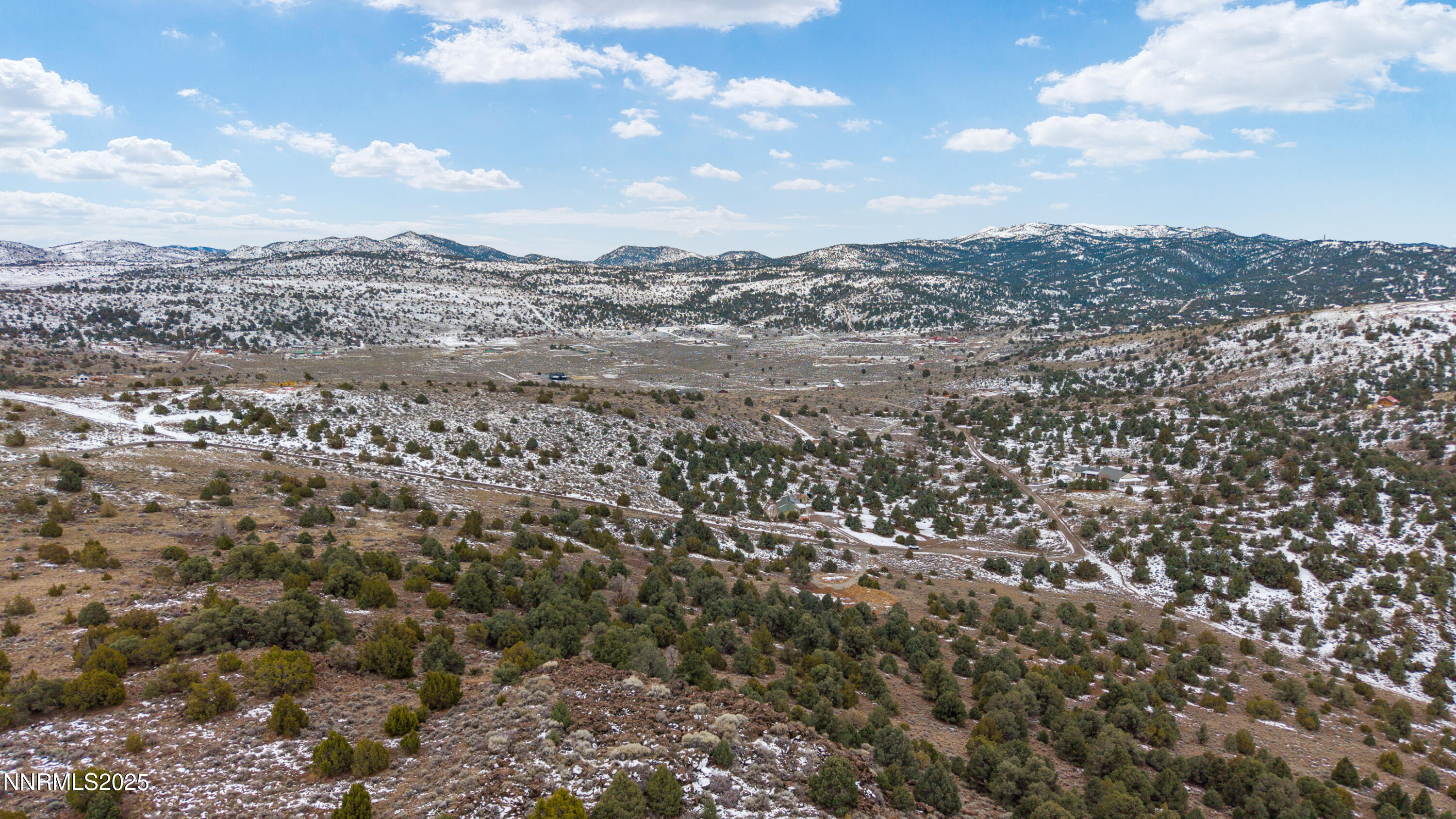 DJI_20251231123558_0893_D