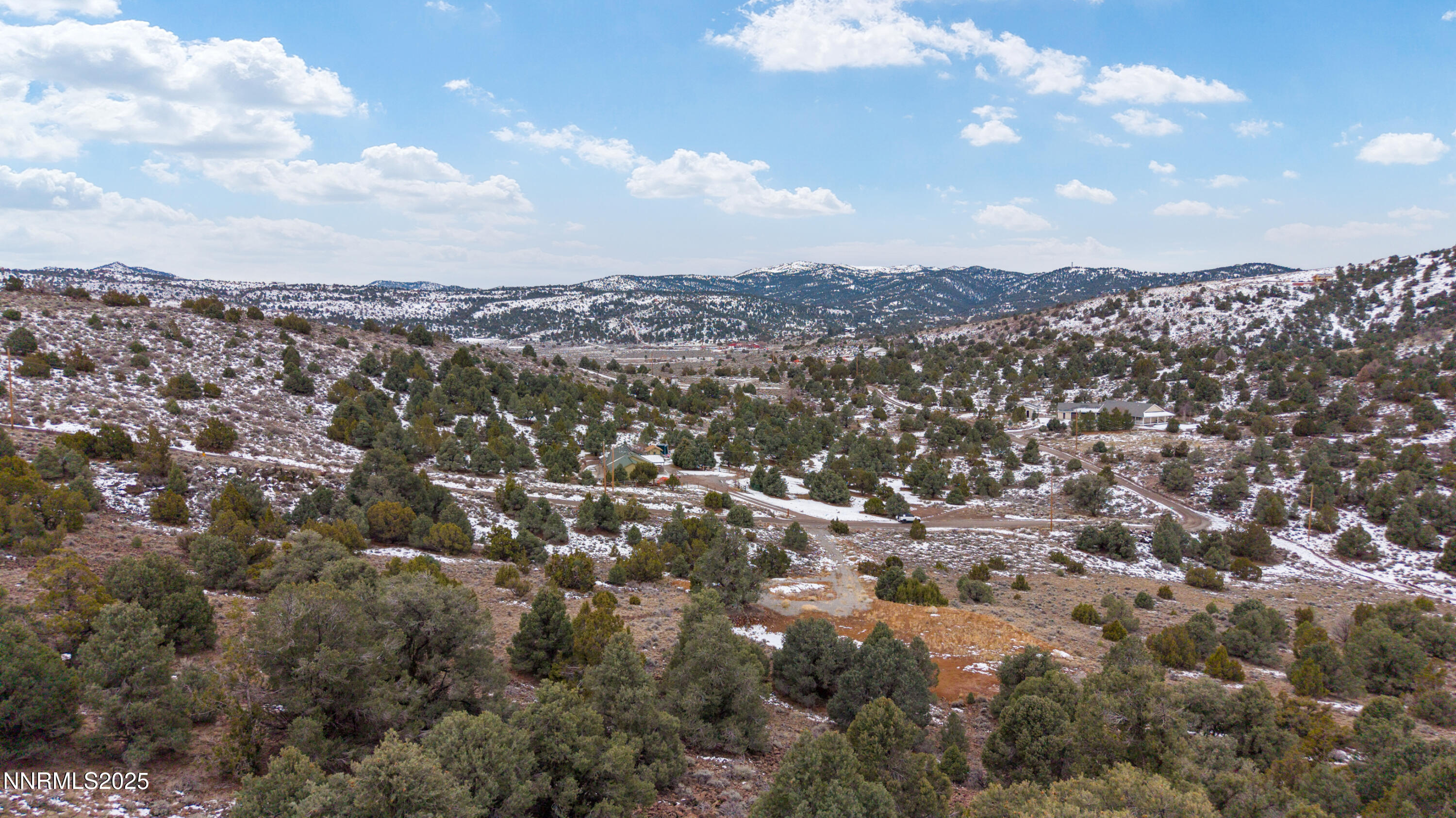 DJI_20251231123945_0926_D