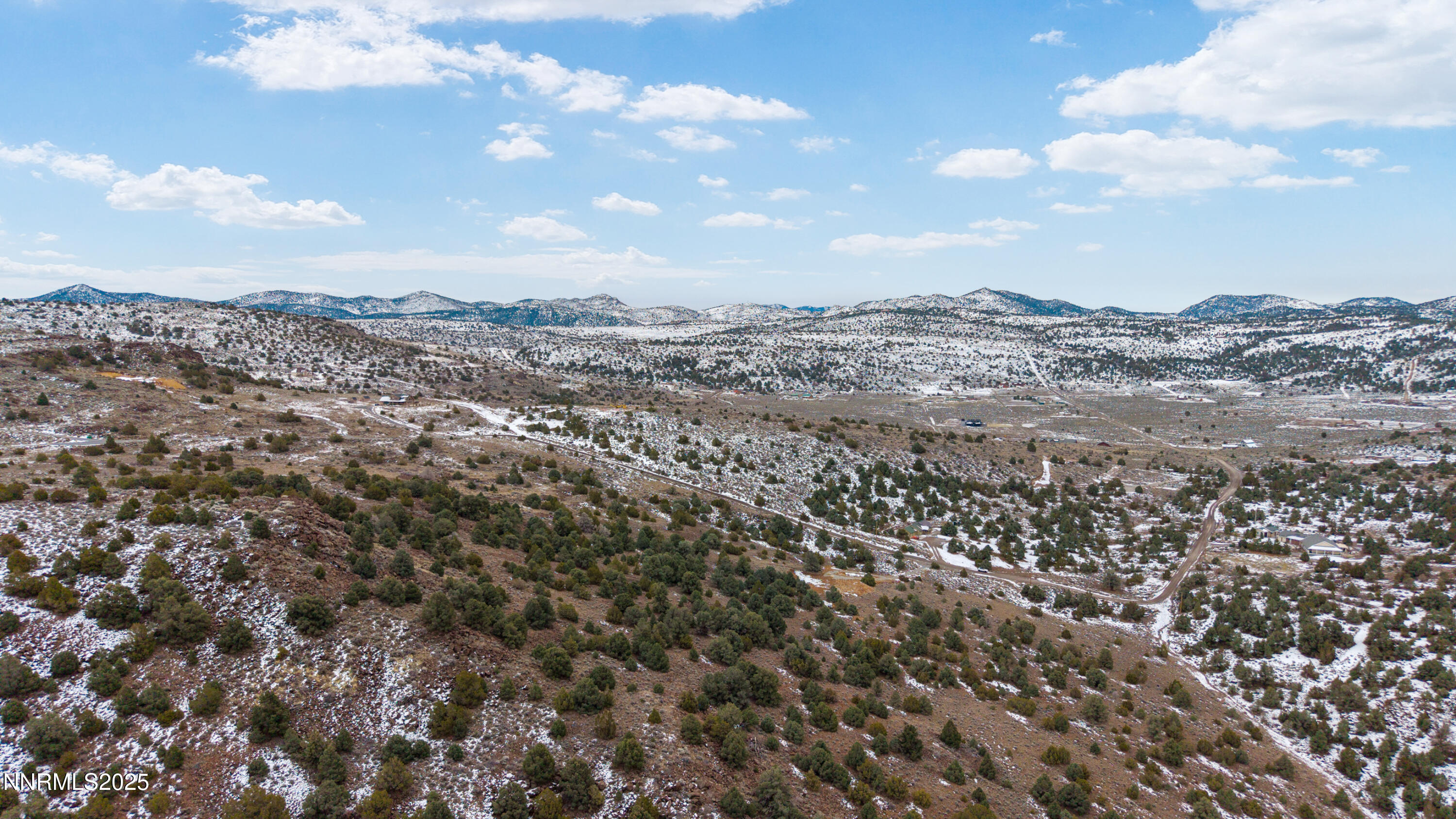 DJI_20251231123651_0901_D