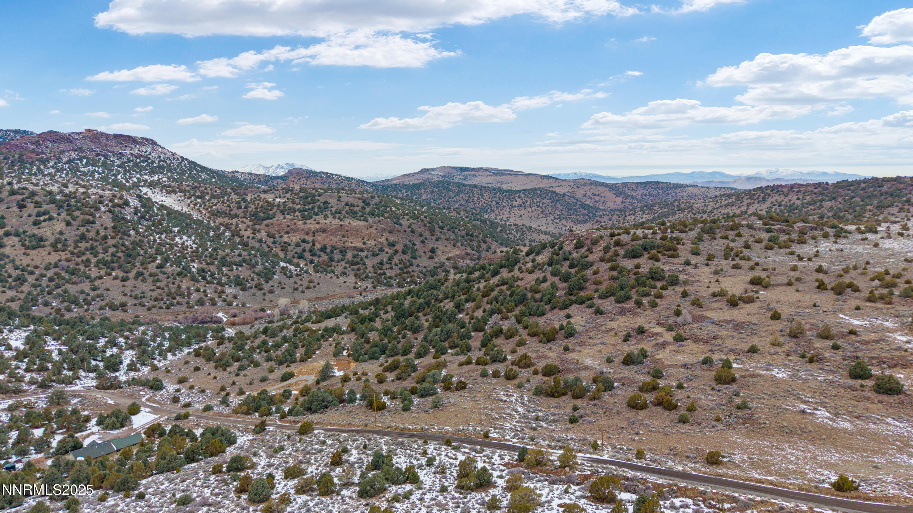 DJI_20251231123429_0883_D