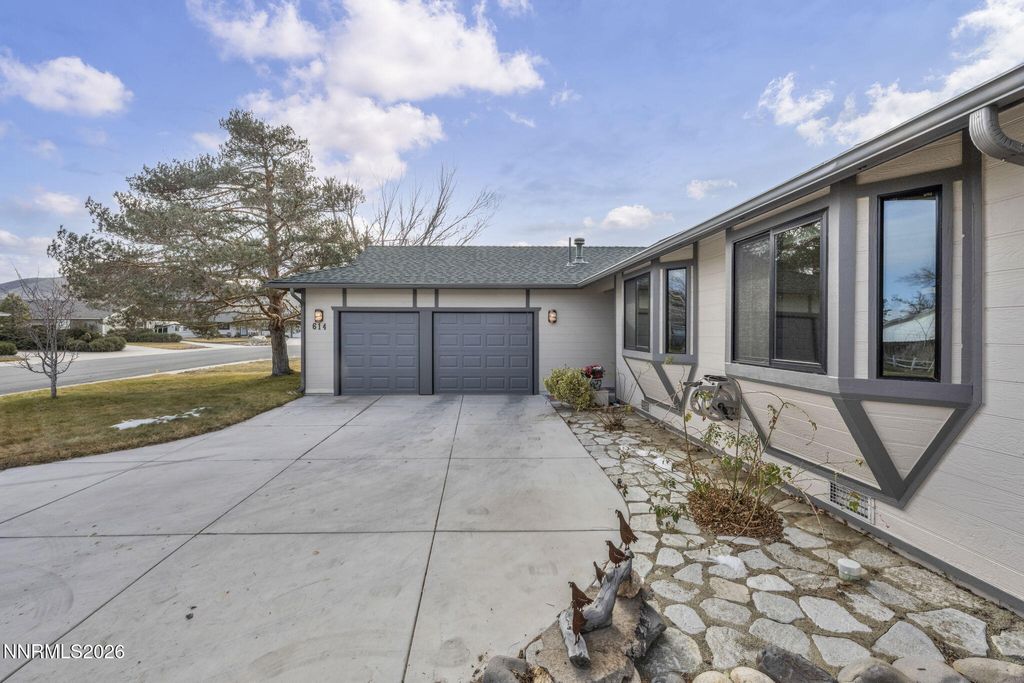 Photo of 614 Patricia Court, Gardnerville, NV 89460 (MLS # 260000933)