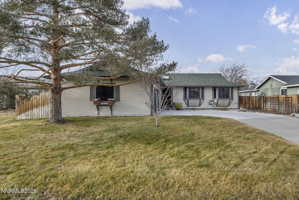 Photo of 614 Patricia Court, Gardnerville, NV 89460 (MLS # 260000933)