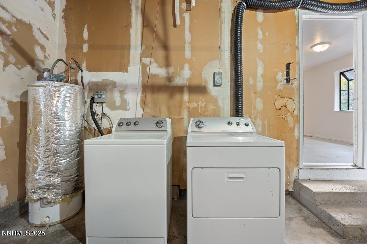 1421 Surf Way Reno NV 89503 26 of 32