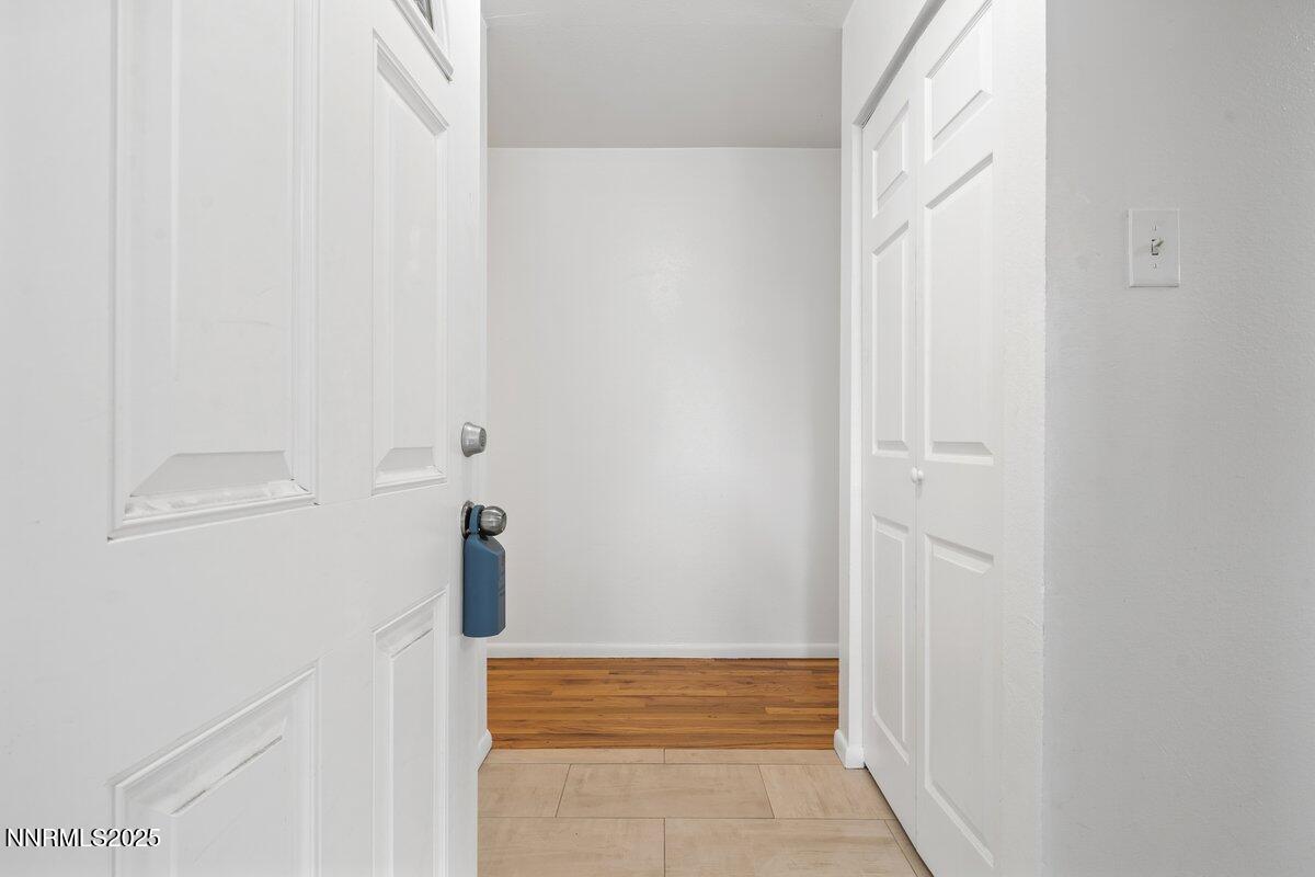 1421 Surf Way Reno NV 89503 4 of 32