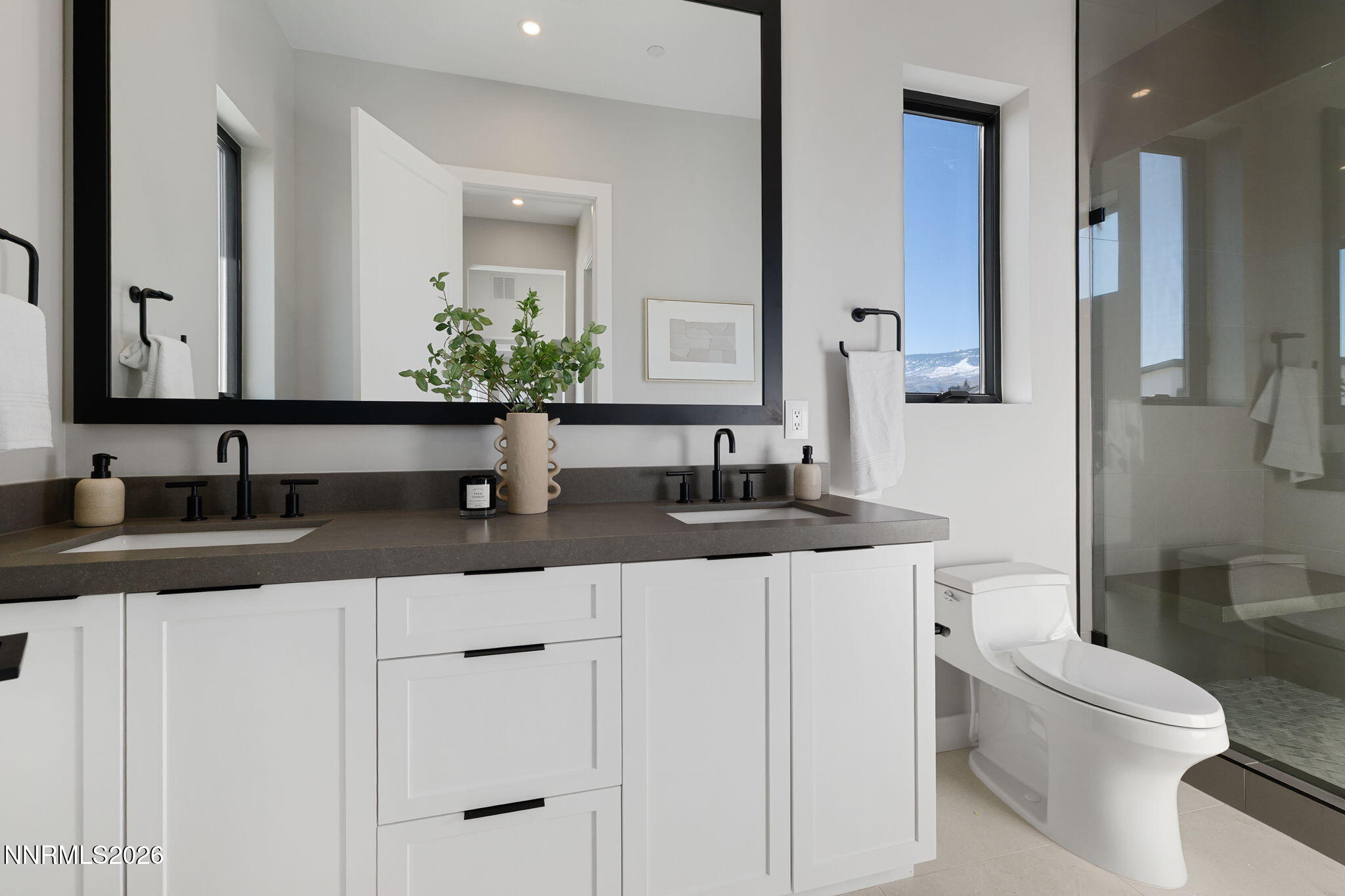 35-web-or-mls-42 Campolina St 25-36