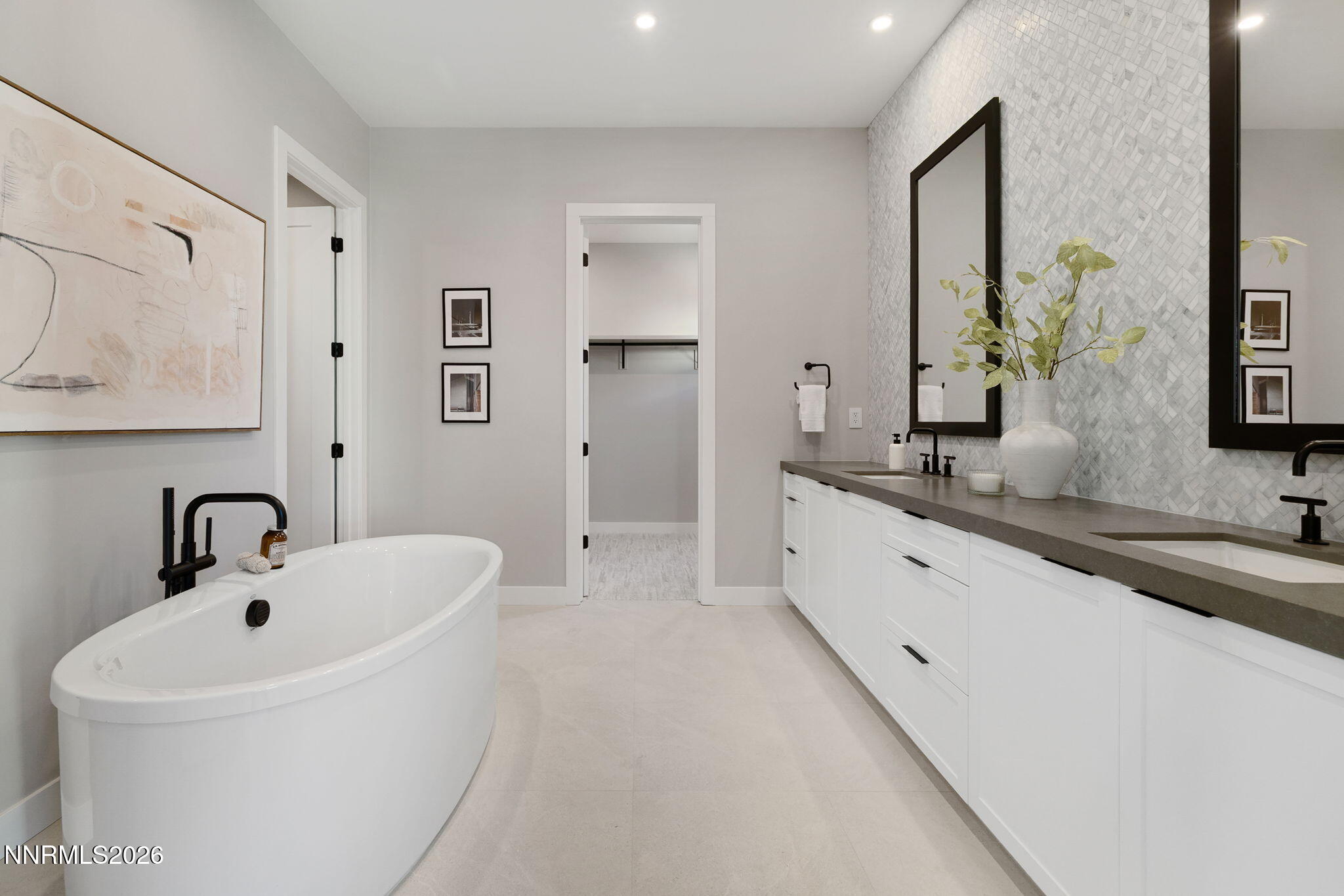 25-web-or-mls-42 Campolina St 25-26