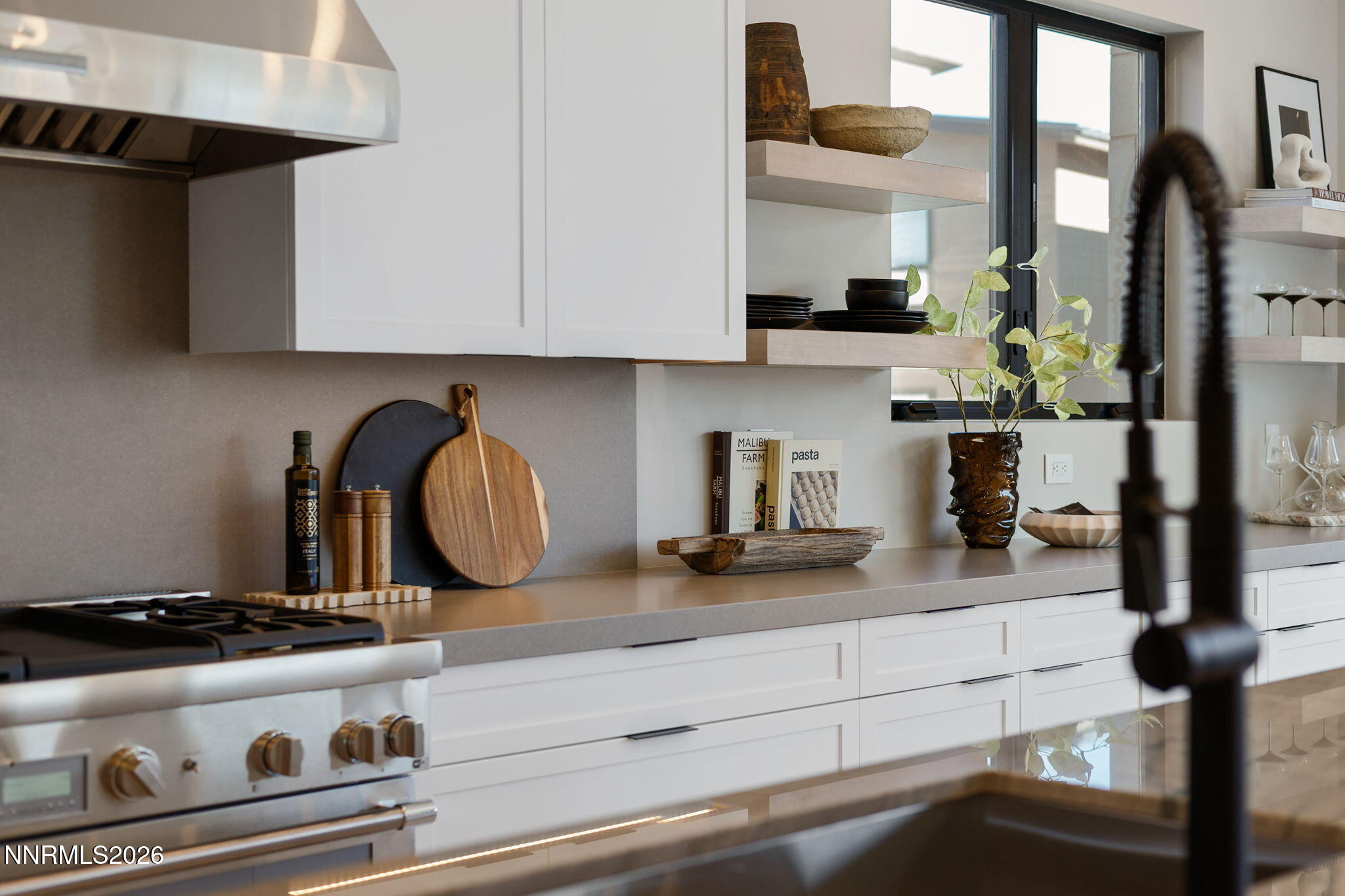 58-web-or-mls-42 Campolina St 25-59