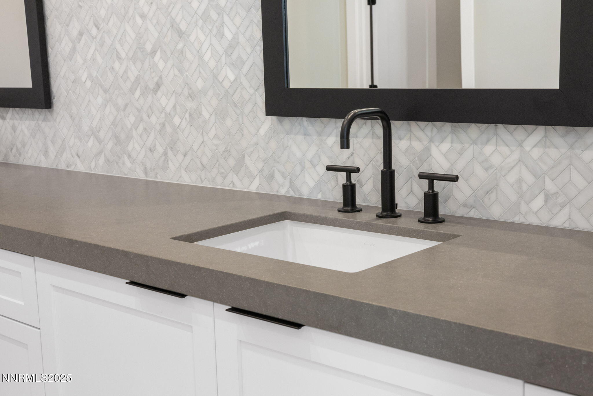 40-web-or-mls-42 Campolina unit 25-42