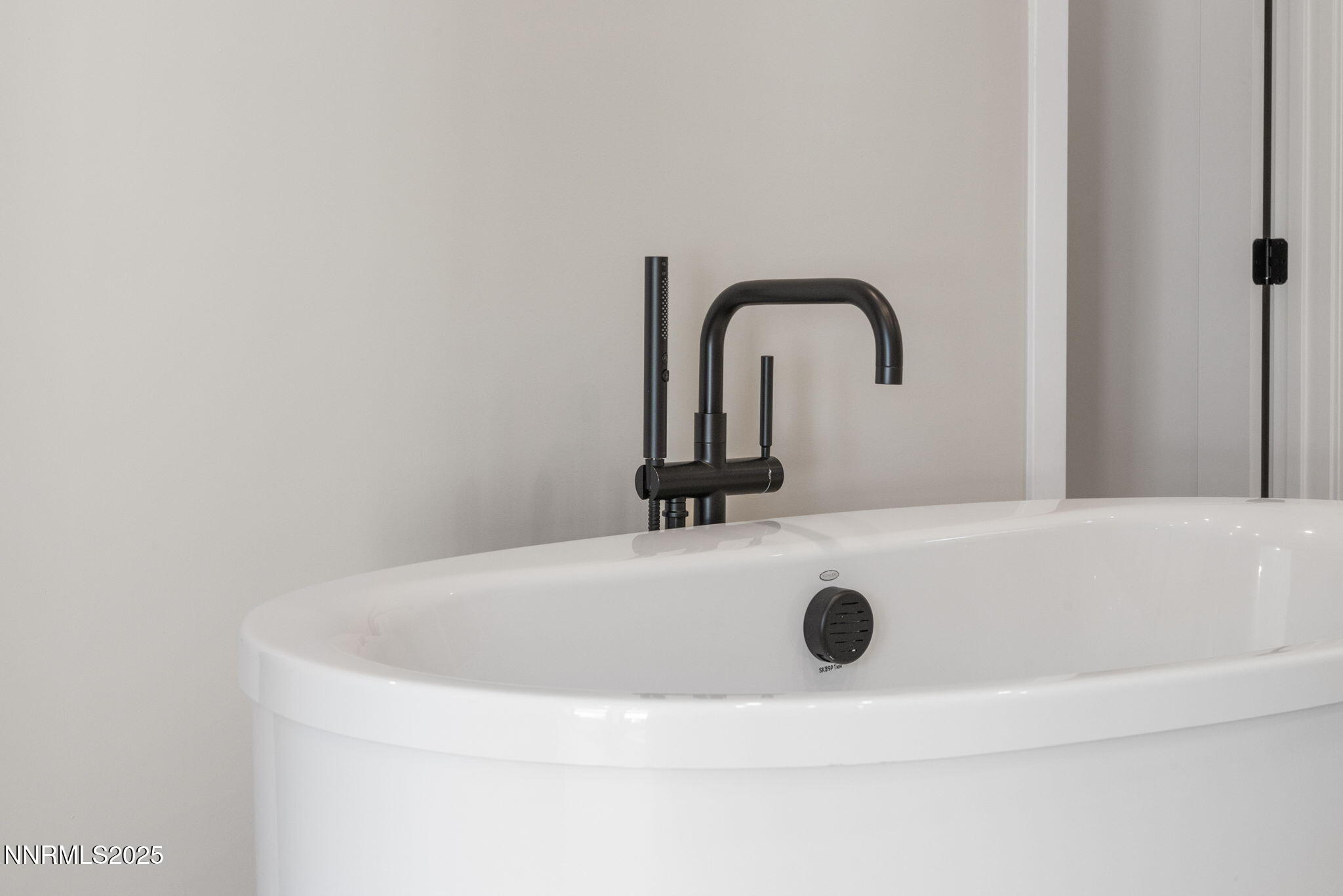 39-web-or-mls-42 Campolina unit 25-40