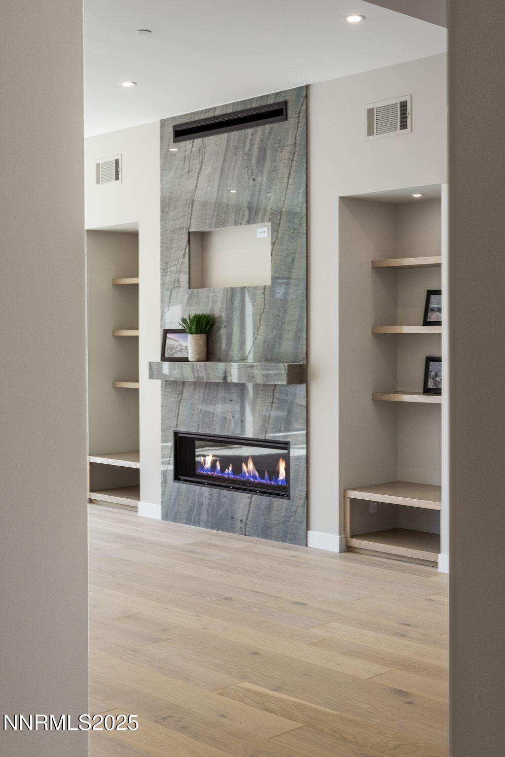 47-web-or-mls-42 Campolina unit 25-46