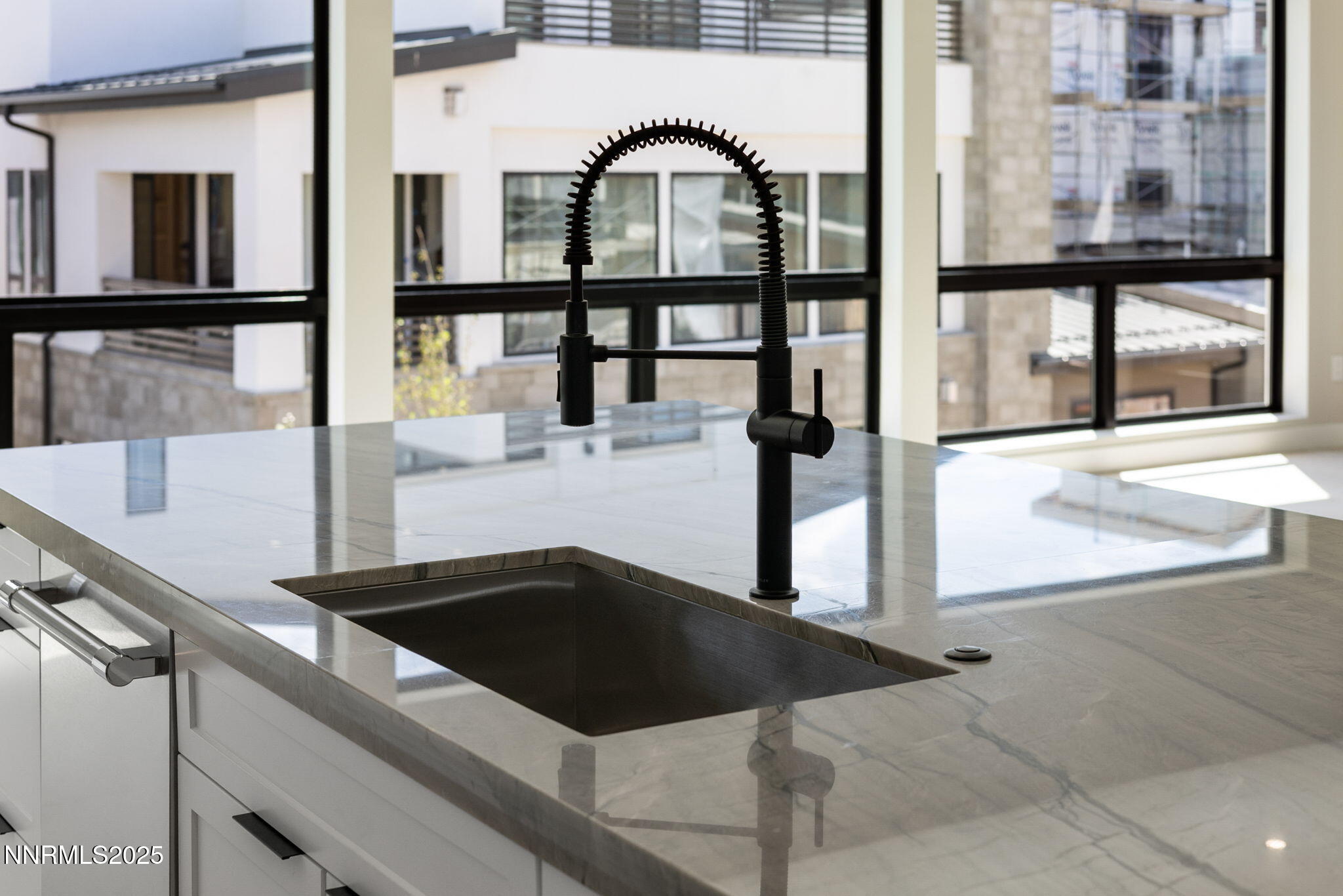 34-web-or-mls-42 Campolina unit 25-35