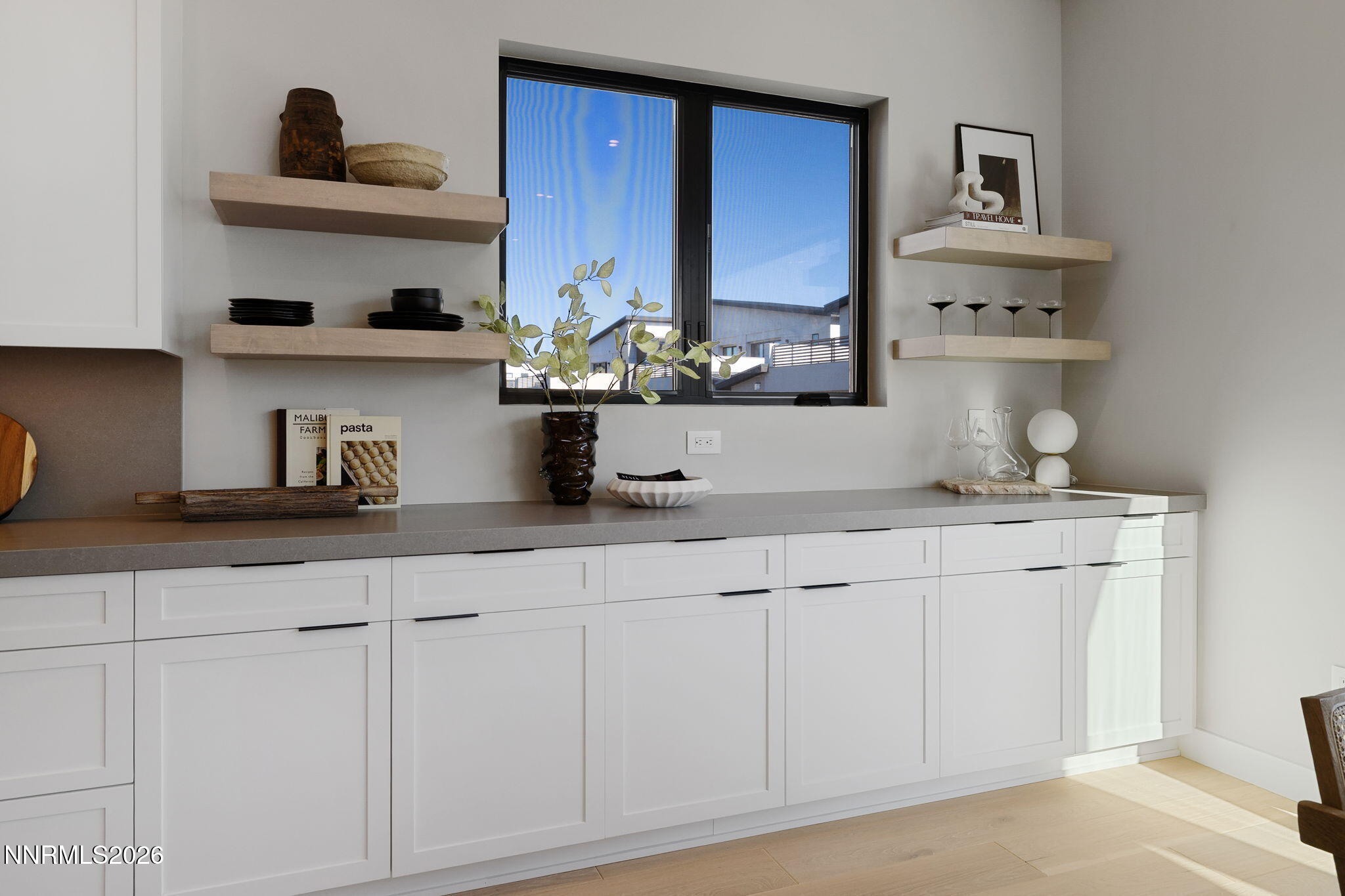 8-web-or-mls-42 Campolina St 25-10